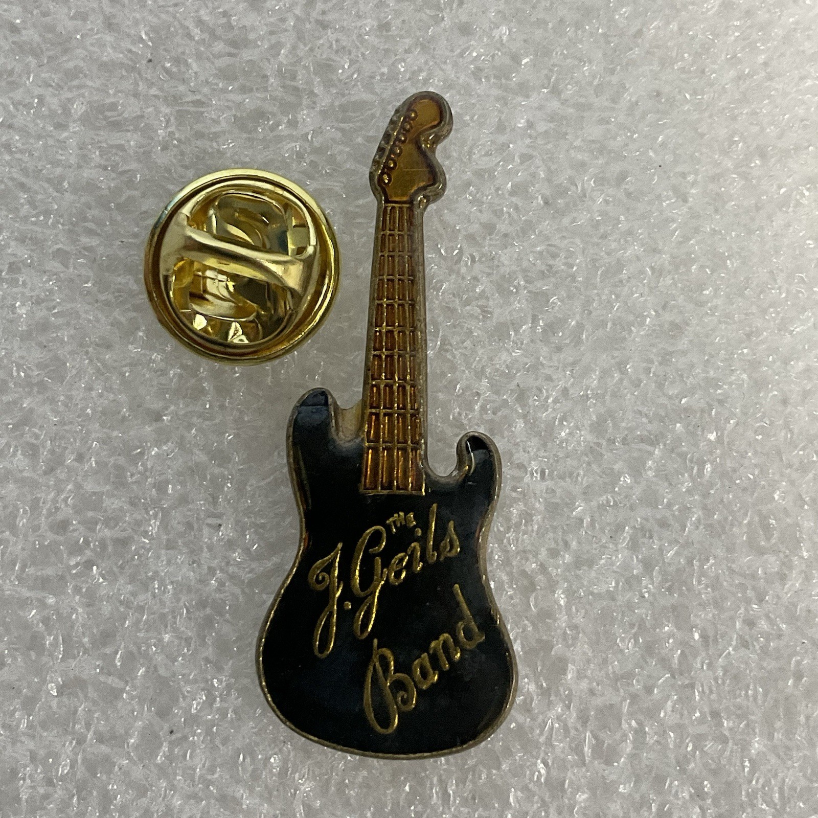 The J Geils Band Black &Gold Guitar Enamel Metal Vtg Pin Pinback GnuCollectibles - Image 3