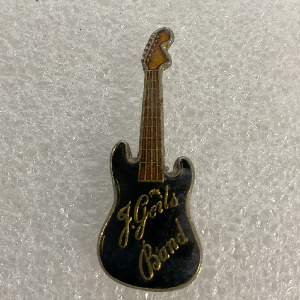 The J Geils Band Black &Gold Vtg Guitar Enamel Metal Pin Pinback GnuCollectibles - Image 1