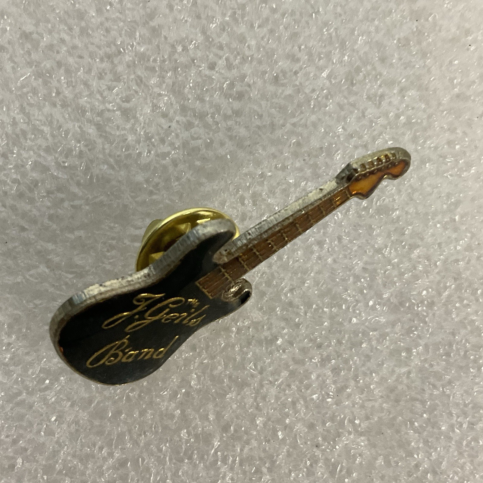 The J Geils Band Black &Gold Vtg Guitar Enamel Metal Pin Pinback GnuCollectibles - Image 5