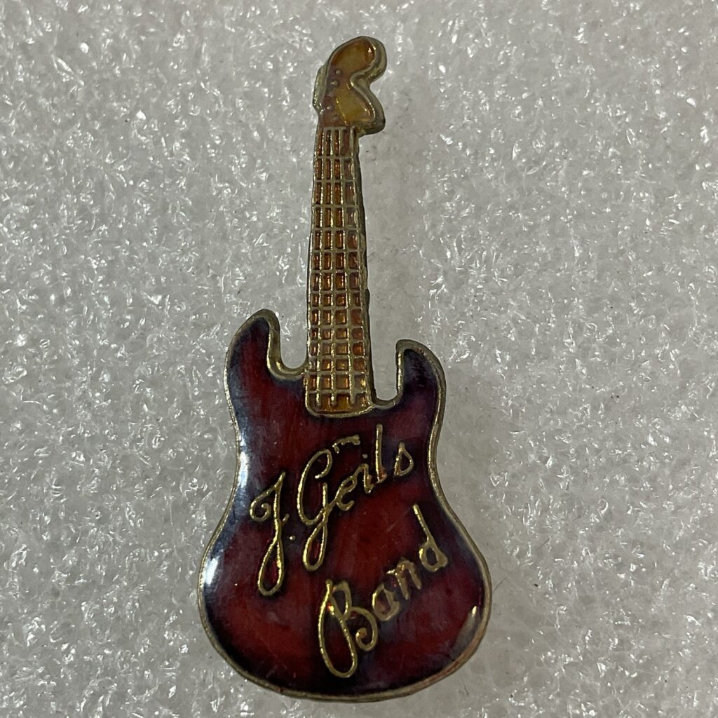 The J Geils BandRed & Gold Guitar Enamel Metal Pin Vtg Pinback GnuCollectibles - Image 1