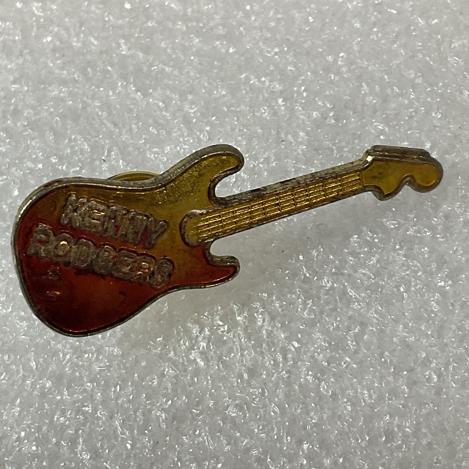 Kenny Rodgers Red & Gold Guitar Metal Pin Pinback Vintage GnuCollectibles - Image 5