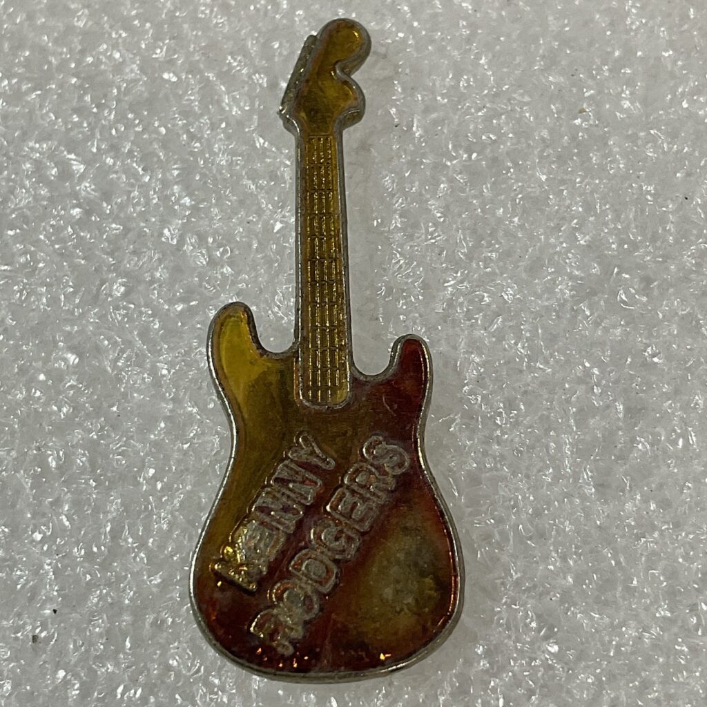 Kenny Rodgers Red & Gold Guitar Metal Vintage Pin Pinback GnuCollectibles - Image 1
