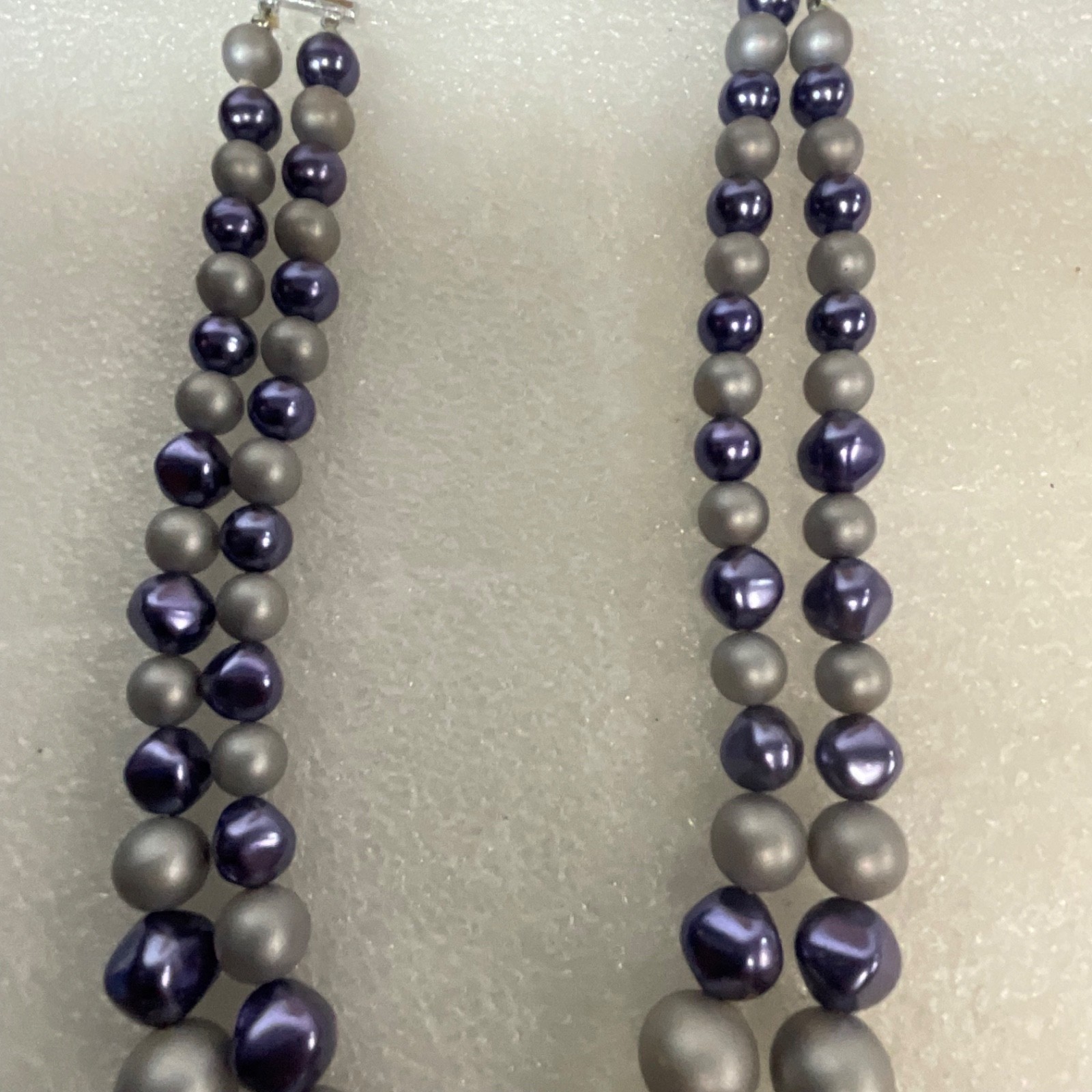 Vintage Japan 34" Double Strand Beaded Necklace Gray Purple Aurora Borealis Bead - Image 11