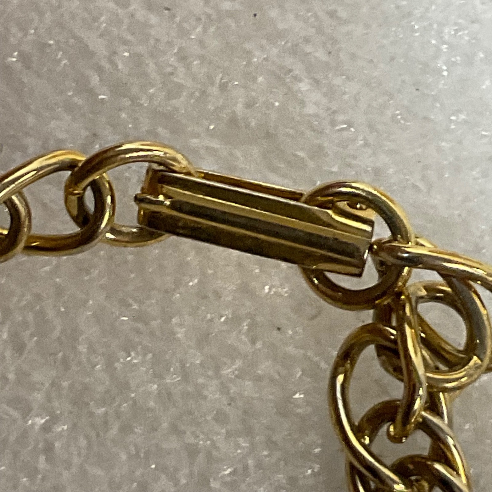 Vintage NYC Gold Tone Charm Bracelet Statue Liberty Empire State Building 7" - Image 8