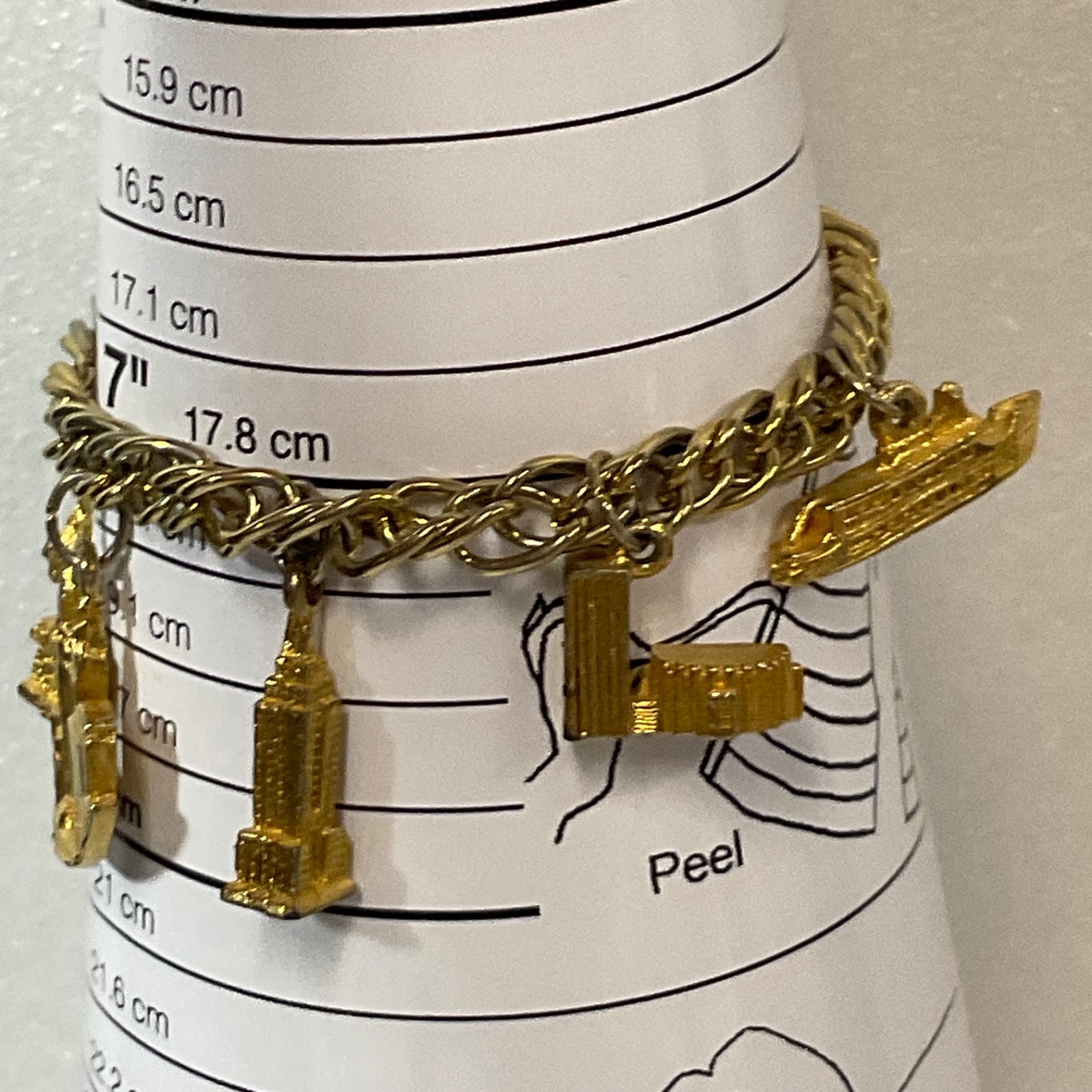 Vintage NYC Gold Tone Charm Bracelet Statue Liberty Empire State Building 7" - Image 13