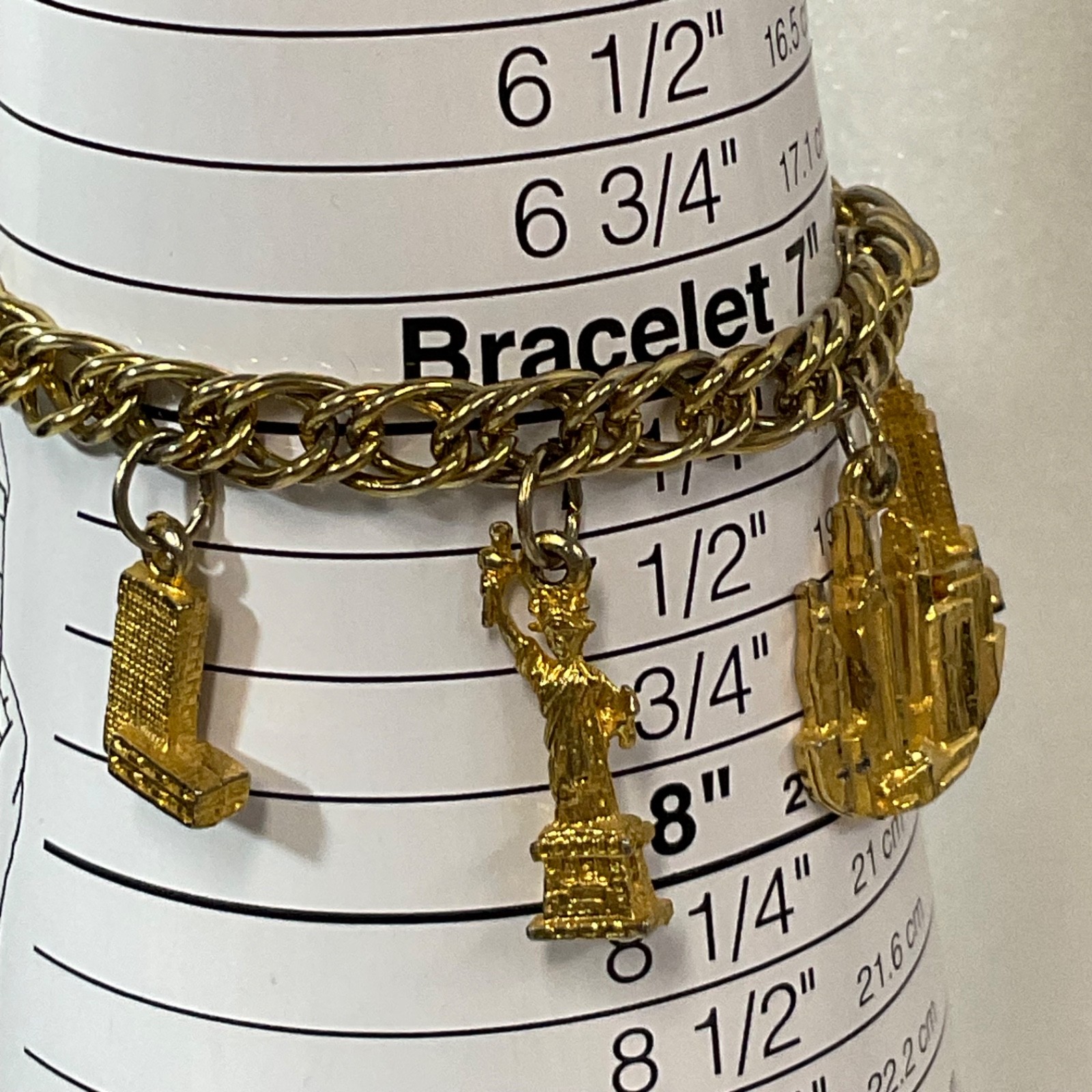 Vintage NYC Gold Tone Charm Bracelet Statue Liberty Empire State Building 7" - Image 16