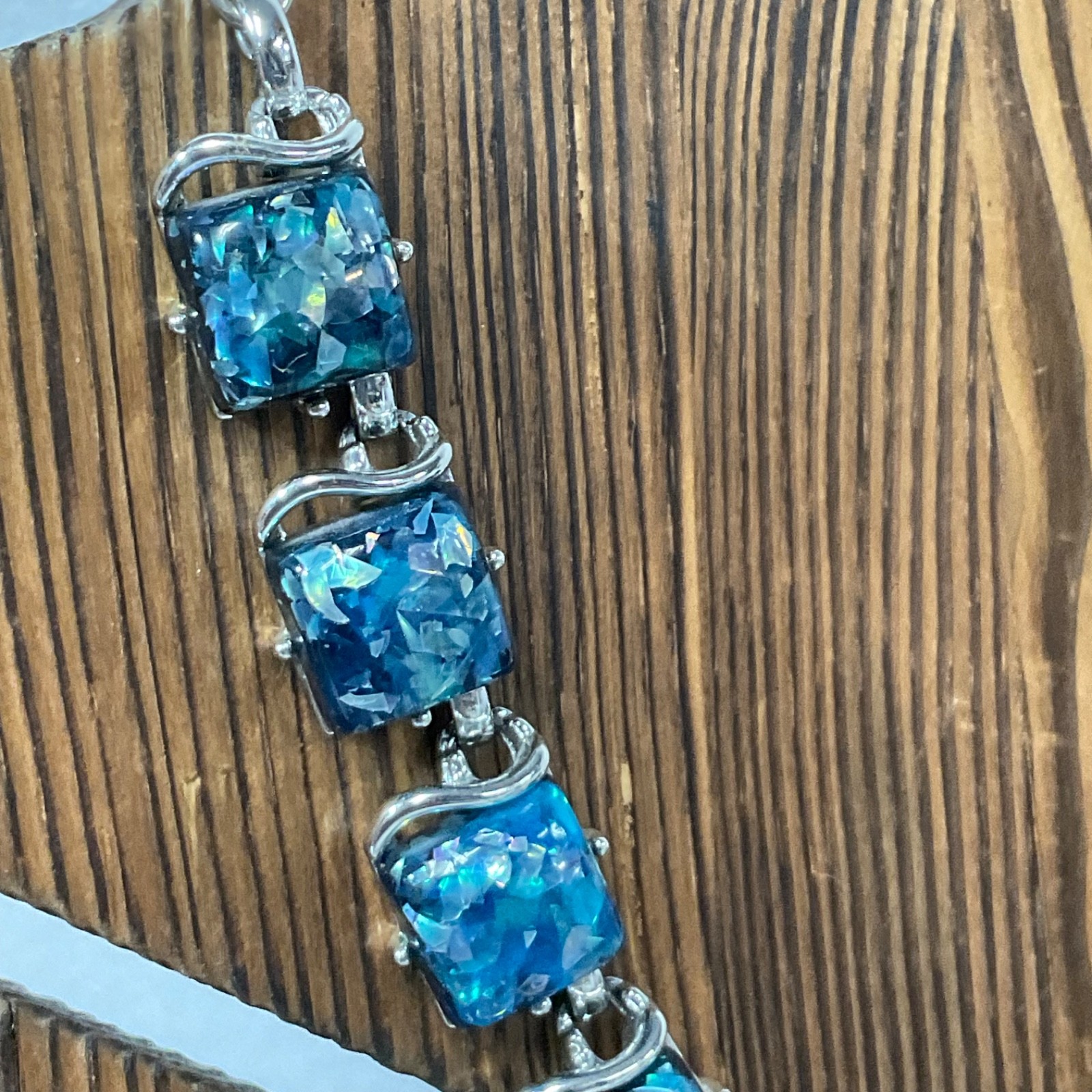 Vintage Coro Blue Confetti Lucite Rhinestone 15" Necklace Silver Tone Signed - Image 4