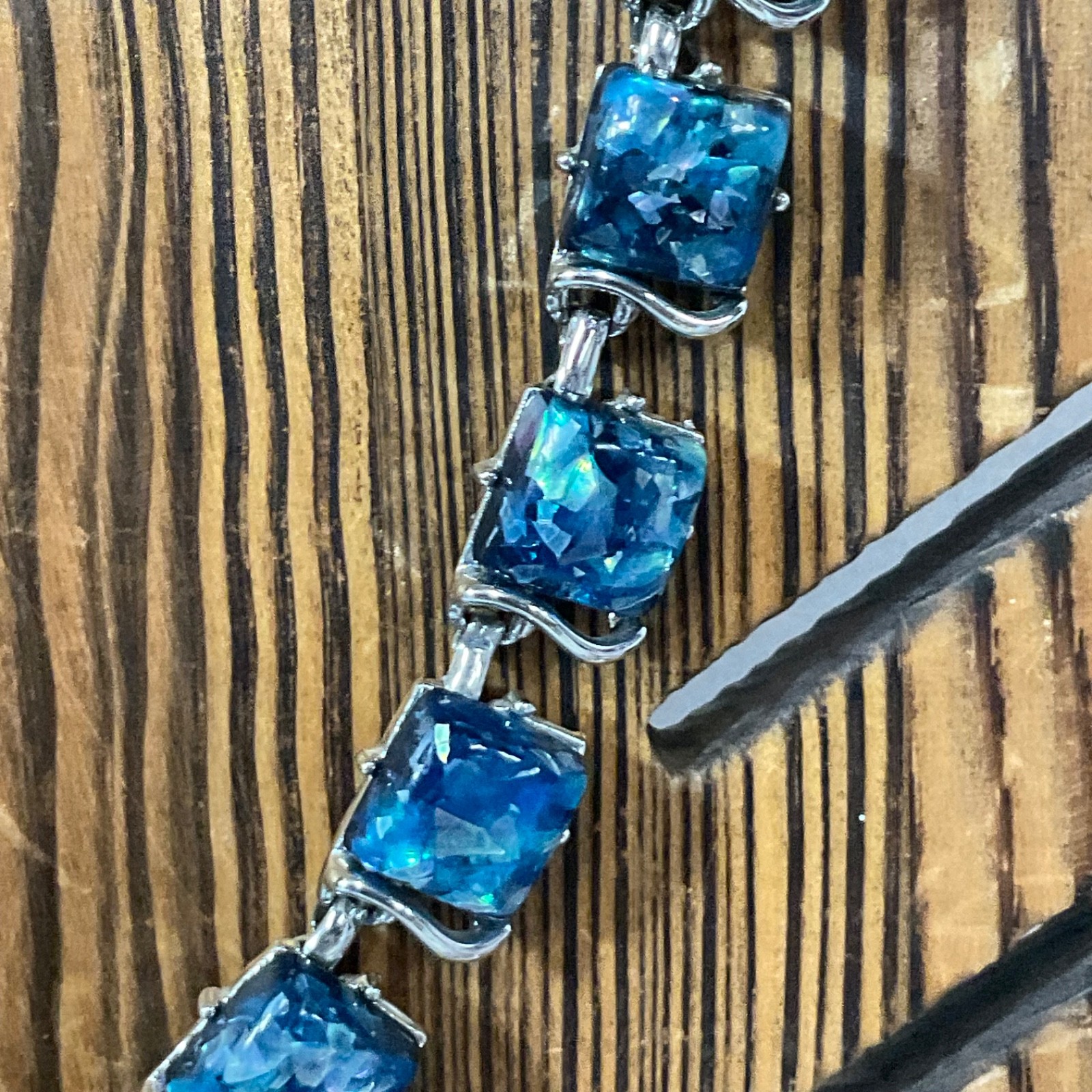 Vintage Coro Blue Confetti Lucite Rhinestone 15" Necklace Silver Tone Signed - Image 7