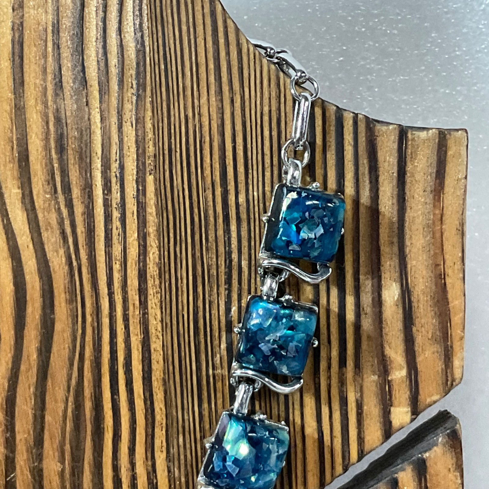 Vintage Coro Blue Confetti Lucite Rhinestone 15" Necklace Silver Tone Signed - Image 8