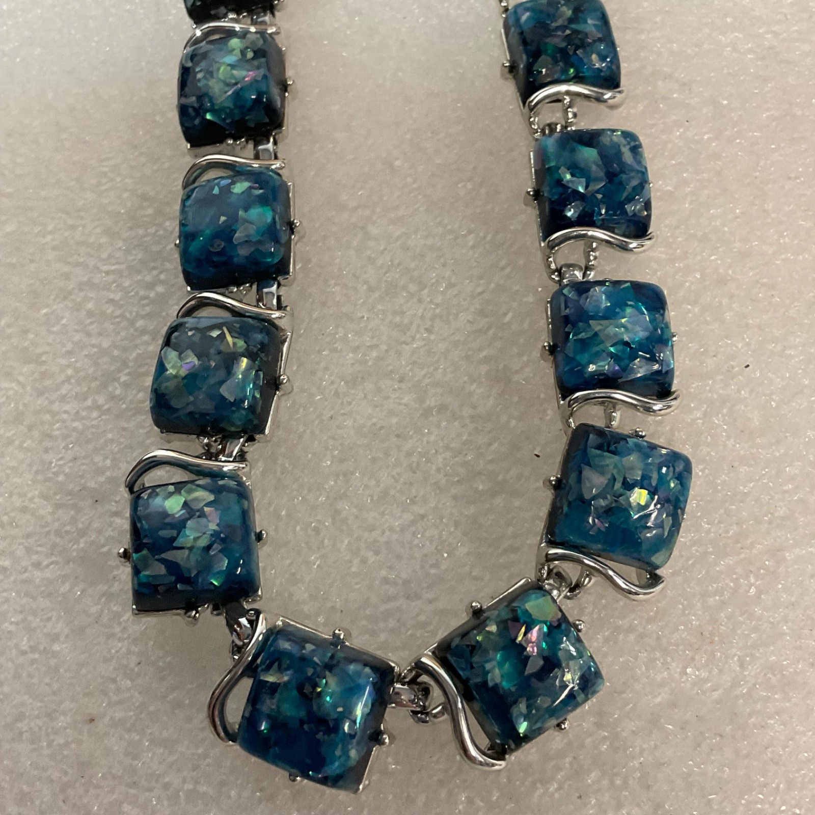 Vintage Coro Blue Confetti Lucite Rhinestone 15" Necklace Silver Tone Signed - Image 11