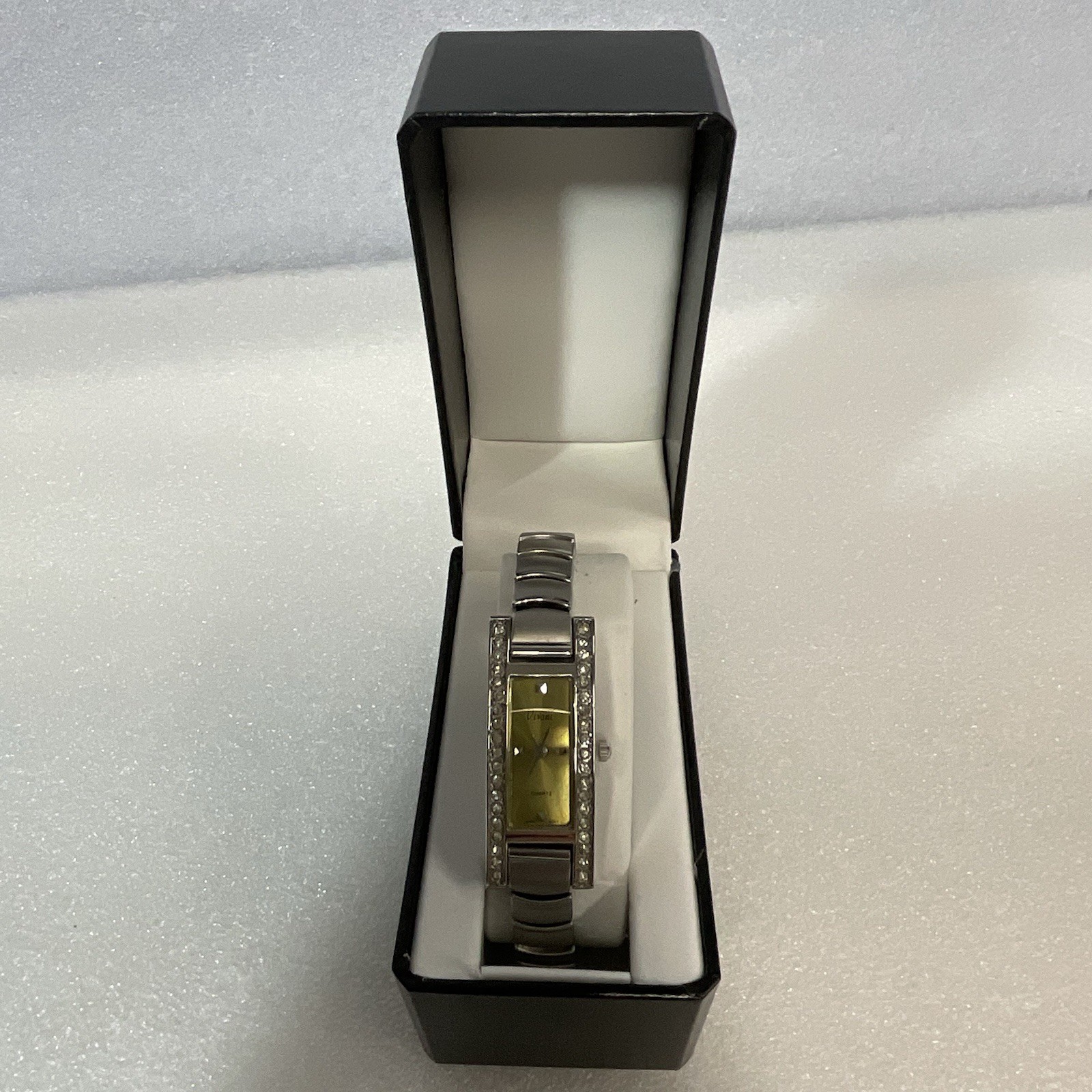 Vivian Ladies Watch Silver Tone Stretch Stainless Band GnuFashion Needs Battery - Image 6