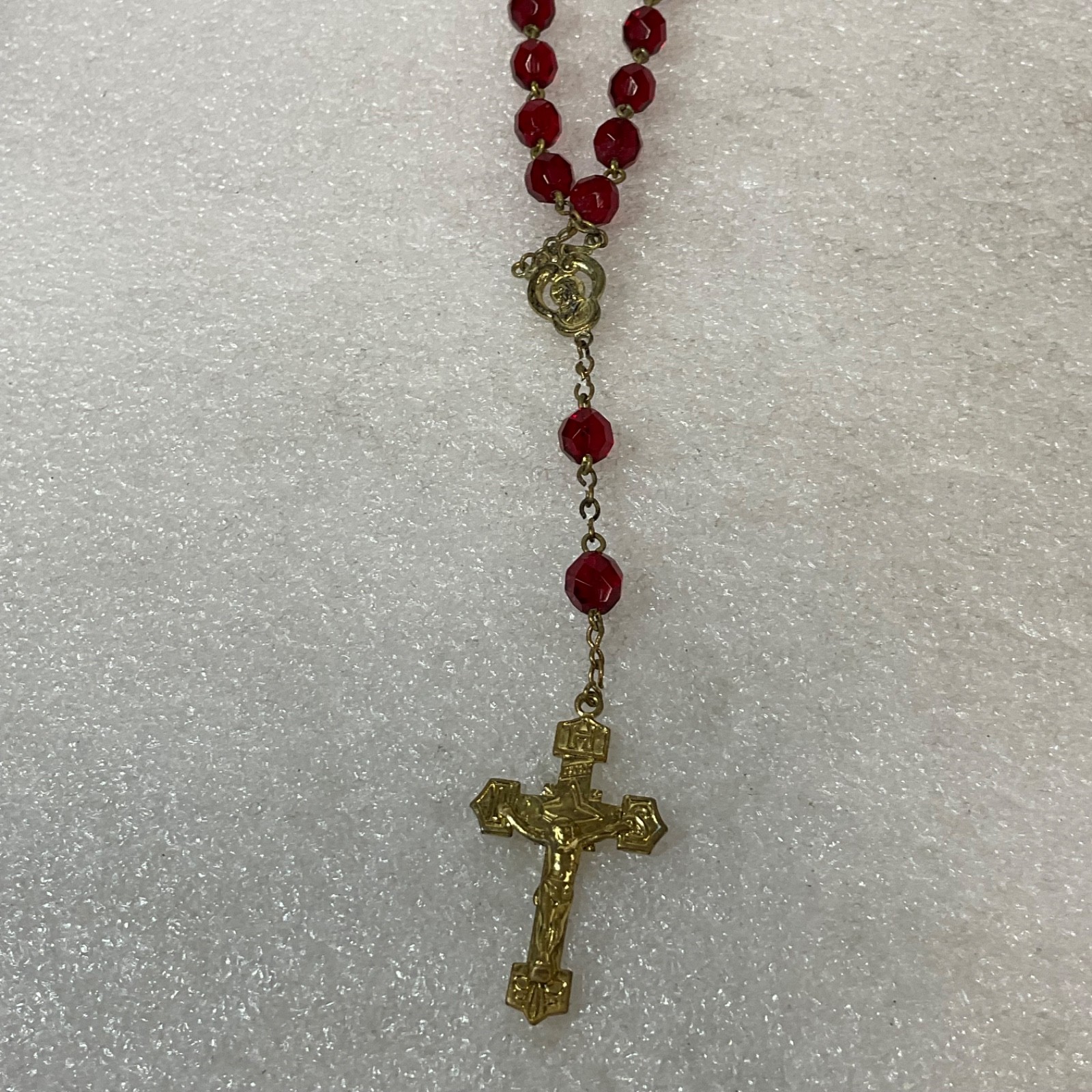 VTG Catholic Rosary Red Faceted Glass Beads Gold Tone Crucifix Cross Necklace - Image 12
