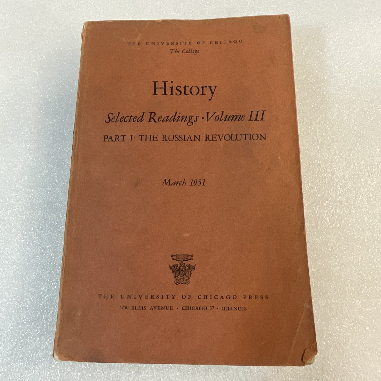 History Selected Readings Volume III 1951 Siftback No Back Cover BookGnu - Image 1