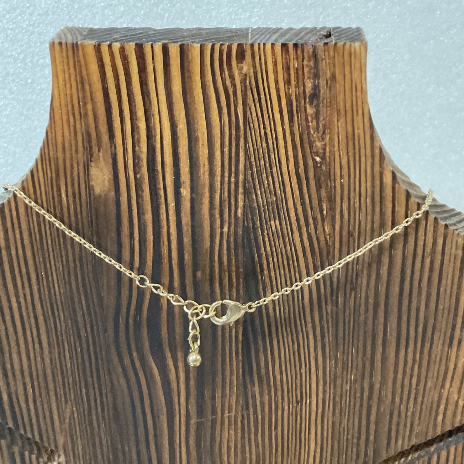 16" Gold Tone Chain Necklace Pink Rhinestone Heart Pendant Adjustable Dainty - Image 3