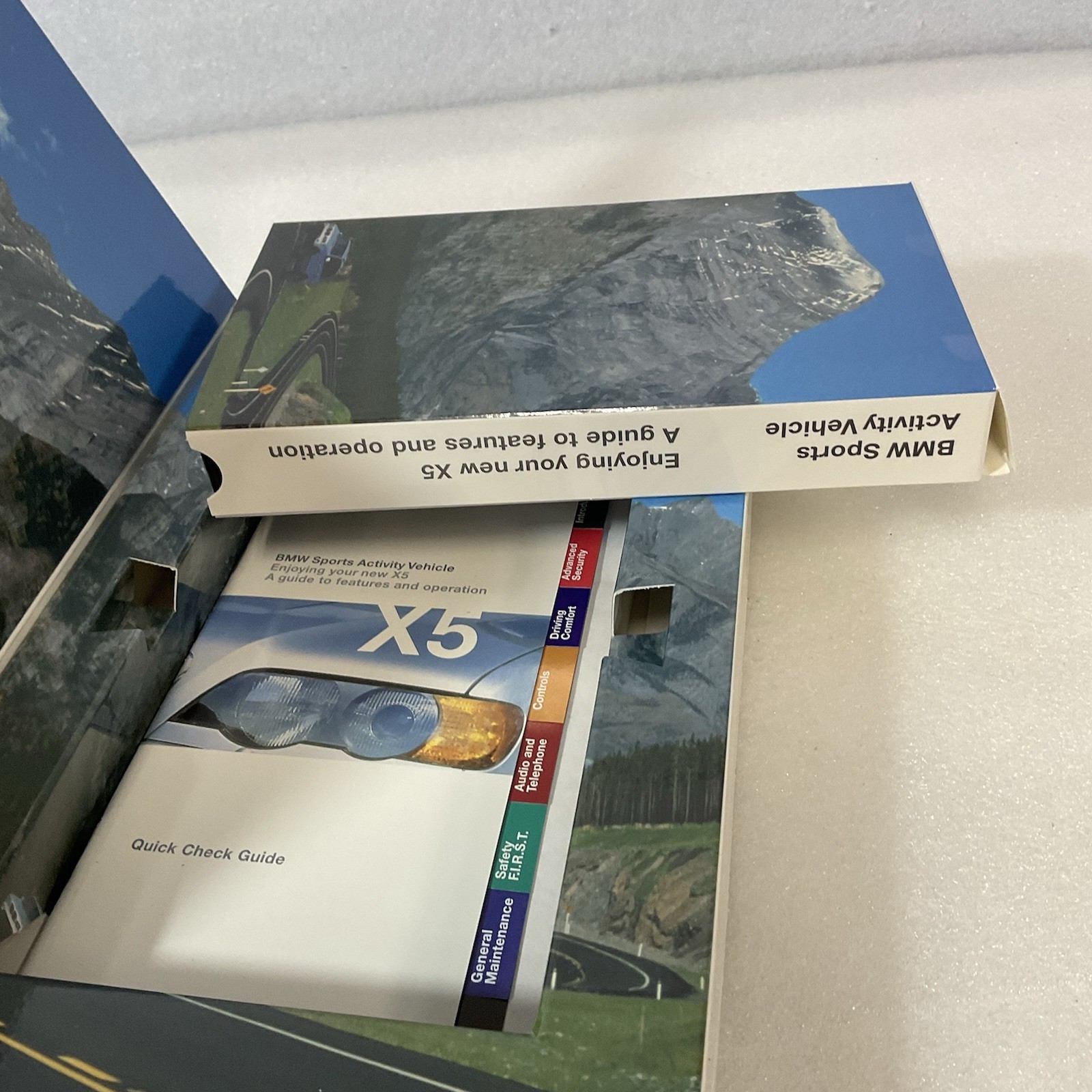 BMW X5 VHS Owner Video & Quick Reference Guide Sports Activity Vehicle - Image 9