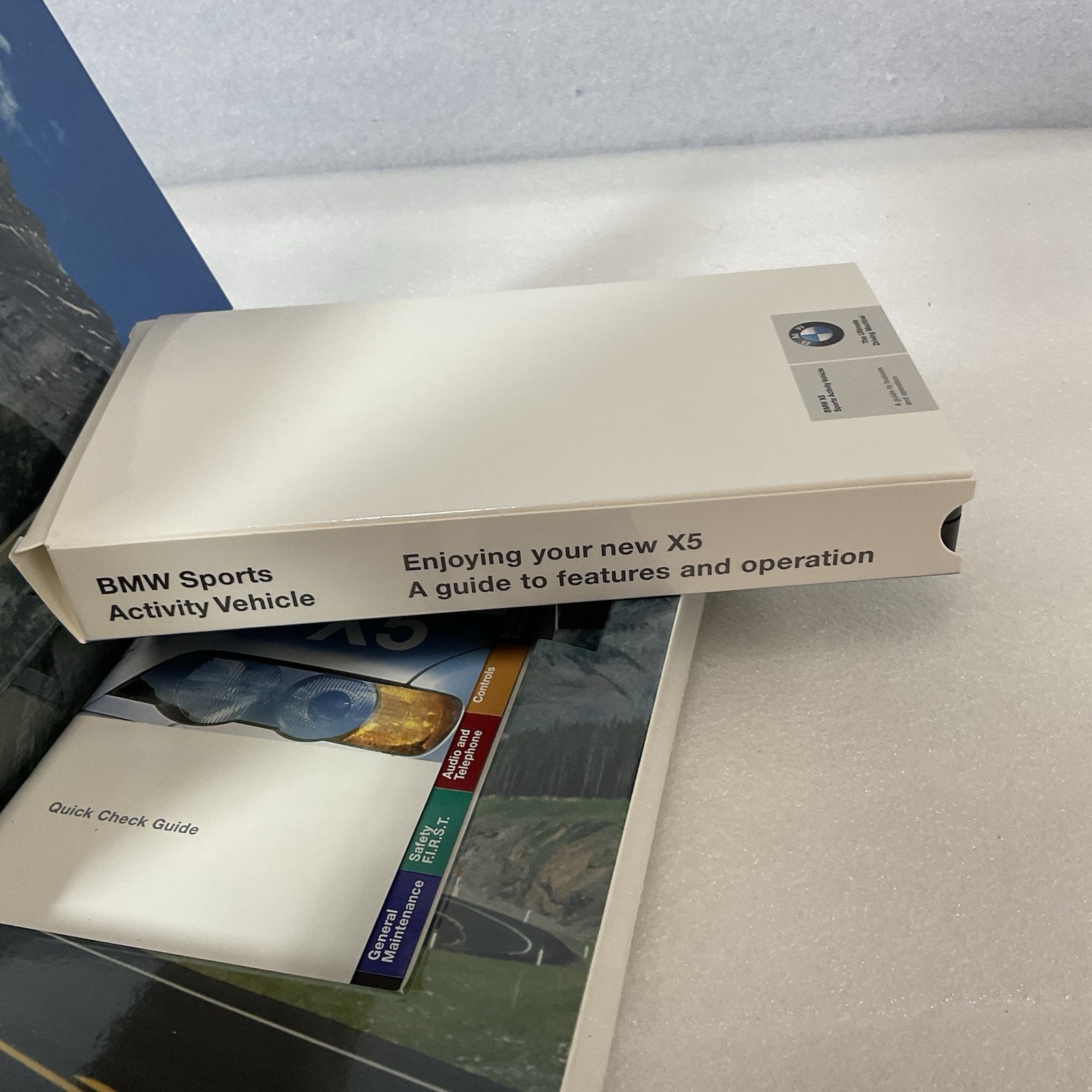 BMW X5 VHS Owner Video & Quick Reference Guide Sports Activity Vehicle - Image 10