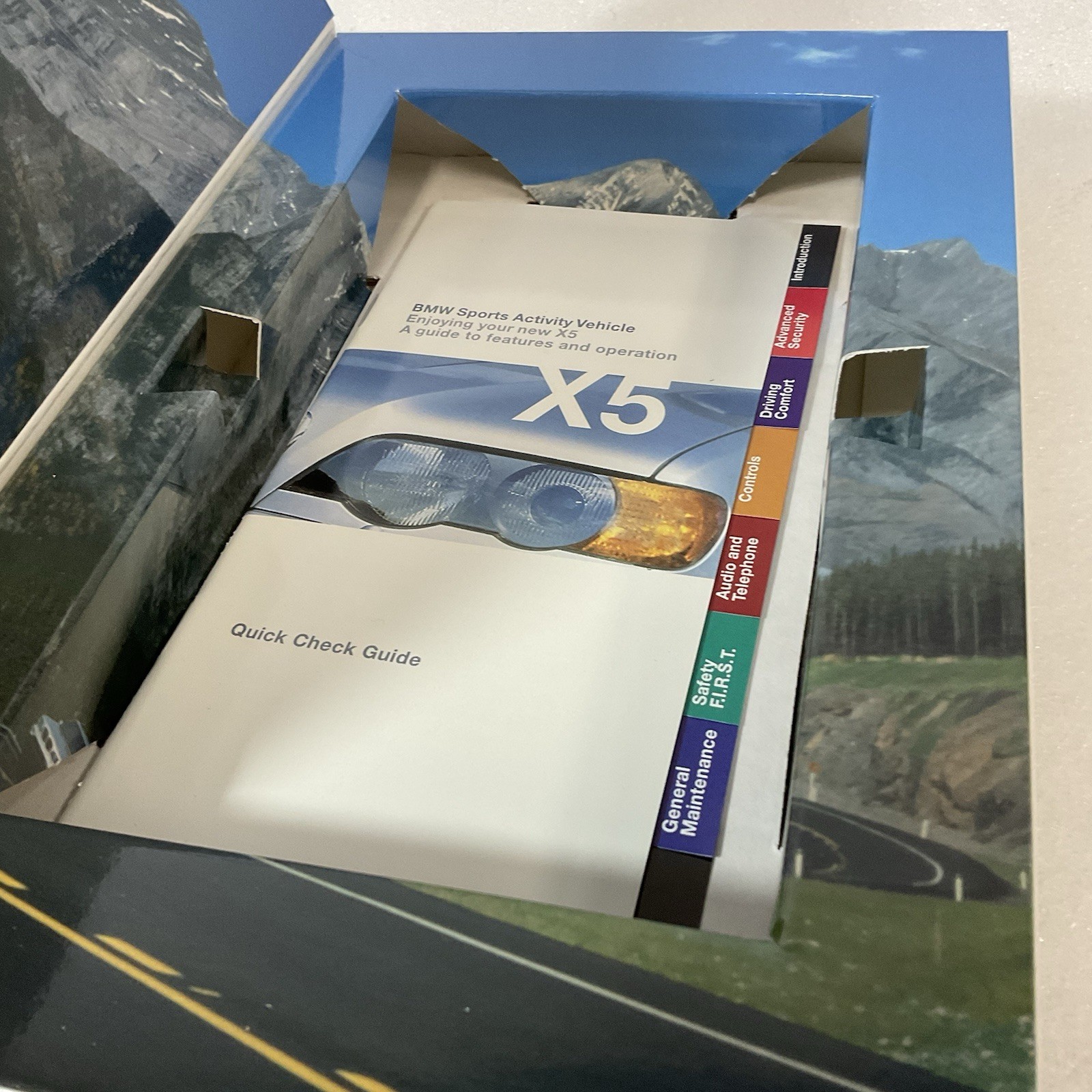 BMW X5 VHS Owner Video & Quick Reference Guide Sports Activity Vehicle - Image 15