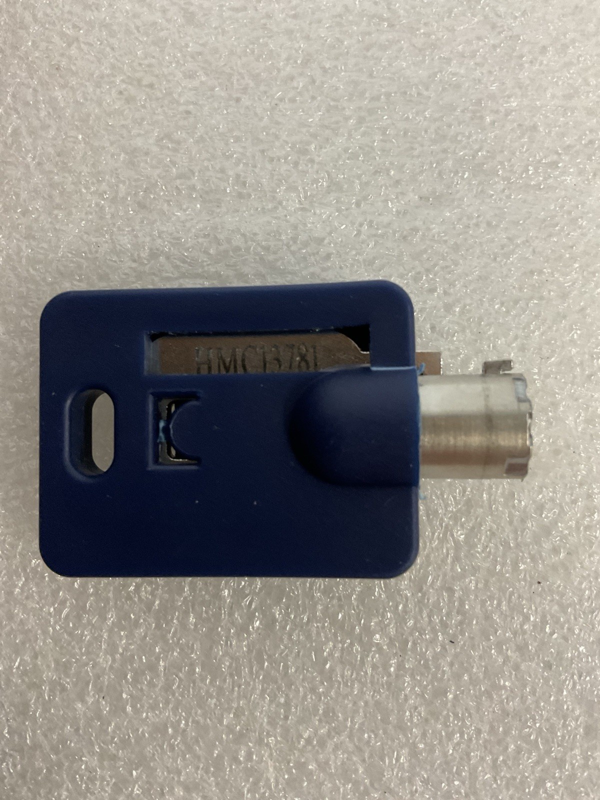 HMC13781 Tubular Key for Chicago Lock Co. Vending Machine & Cabinet – Blue - Image 4
