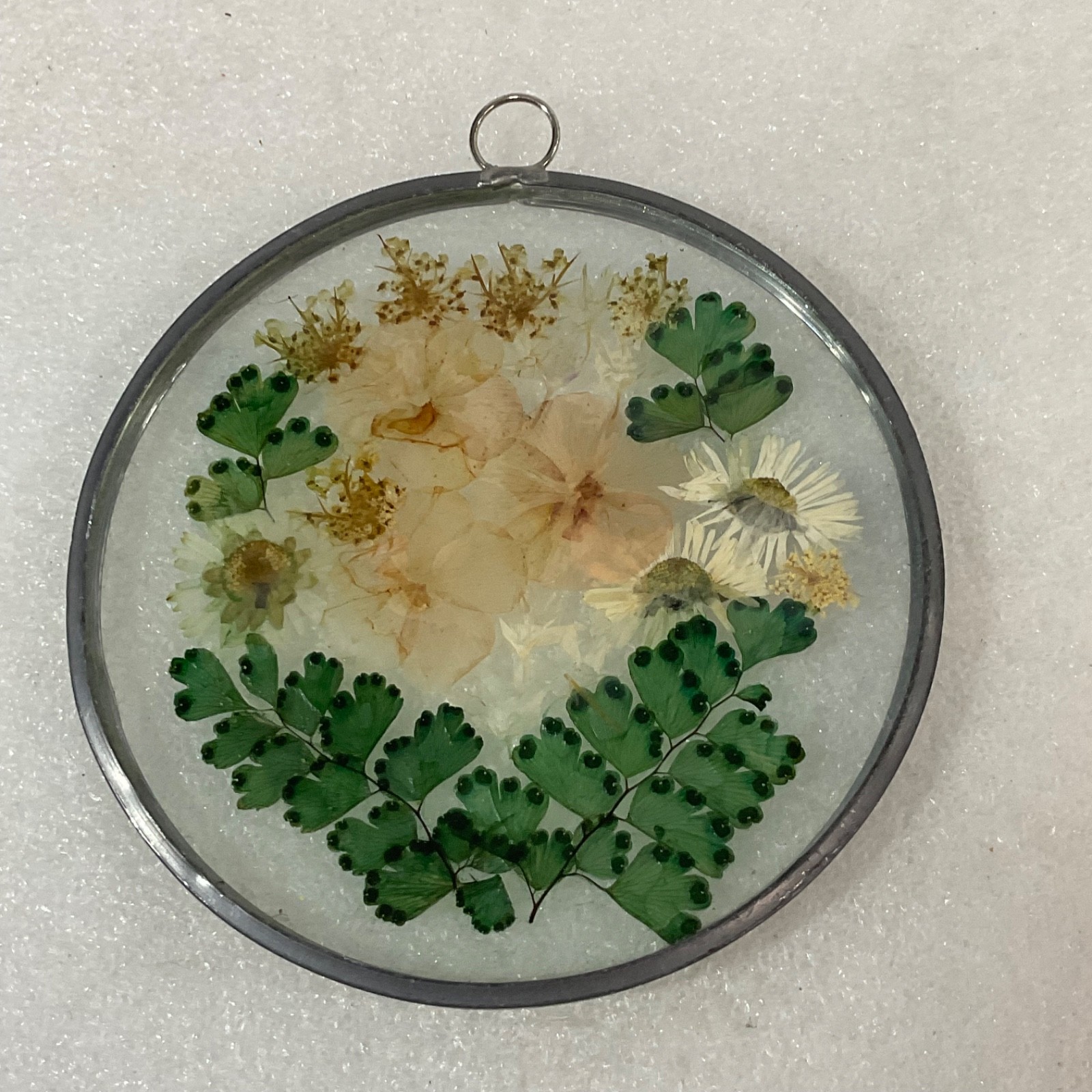 Pressed Flower Glass Suncatcher 4in Round Hanging Botanical Decor - Image 1