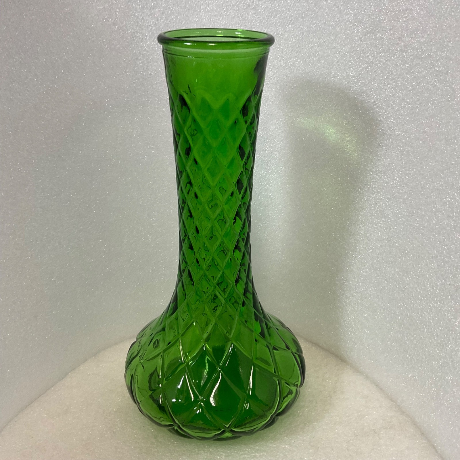 Green Glass Diamond Quilted Pattern Bud Vase 9in Numbered 4095 - Image 2