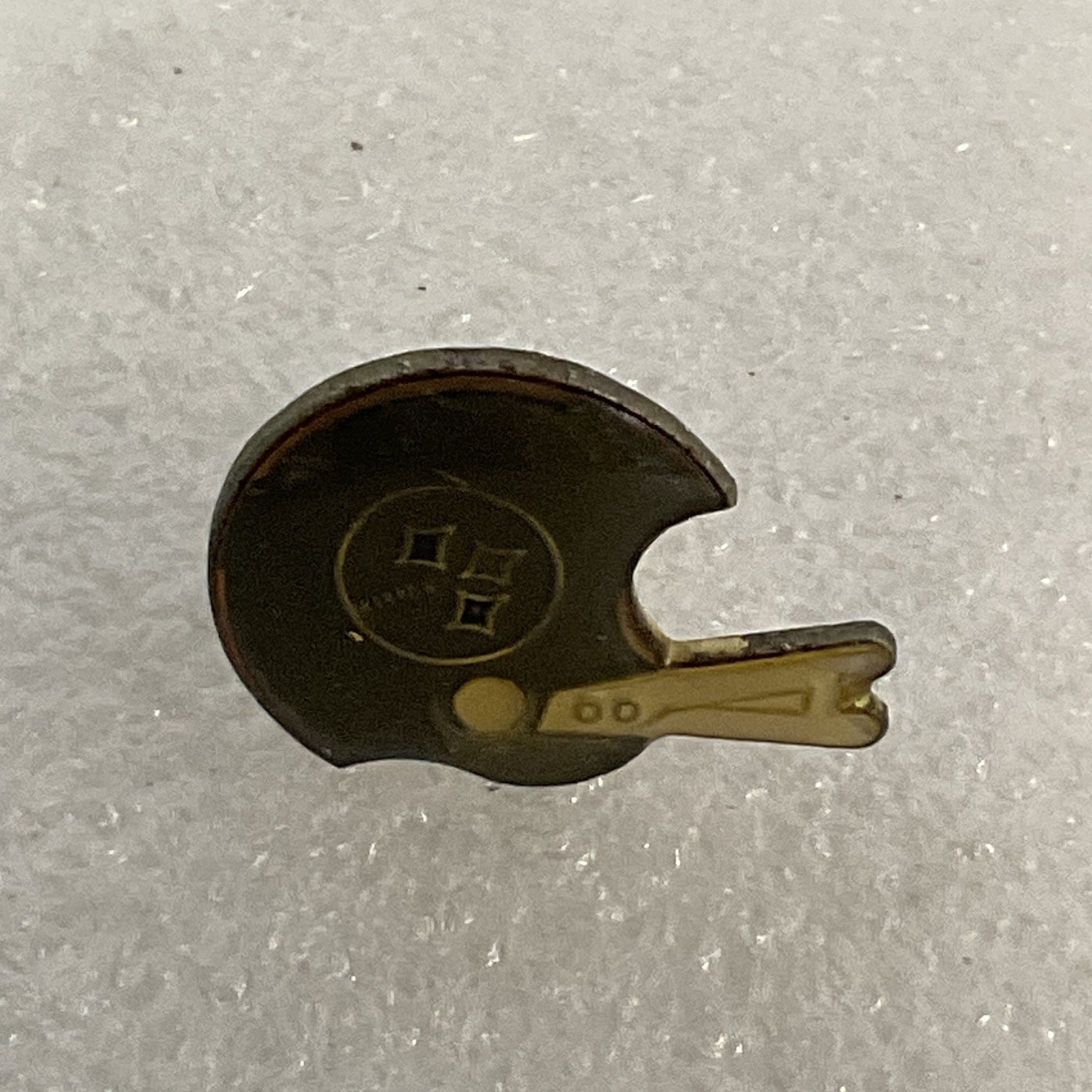 Vintage Pittsburgh Steelers NFL Football Helmet Lapel Pin - Black & Gold - Image 3