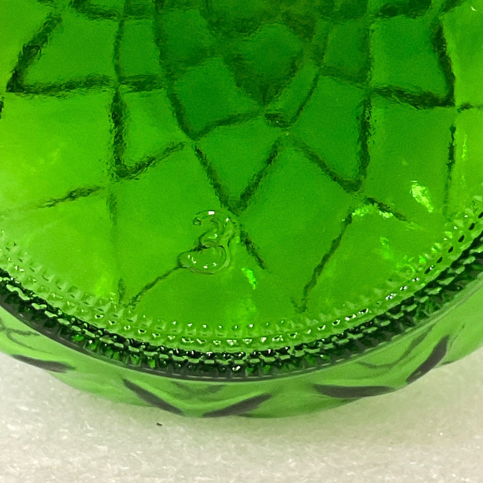 Green Glass Diamond Quilted Pattern Bud Vase 9in Numbered 4095 - Image 6