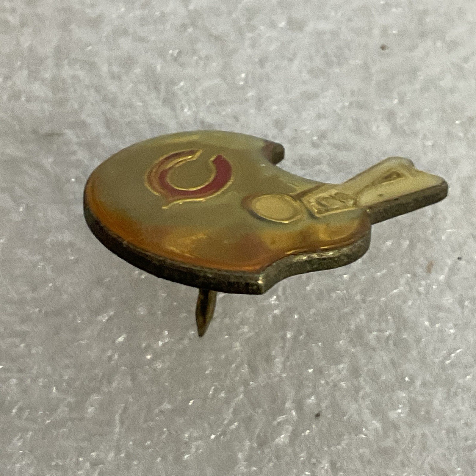 VTG Chicago Bears NFL Football Helmet Lapel Pin Badge Collectible Memorabilia - Image 6