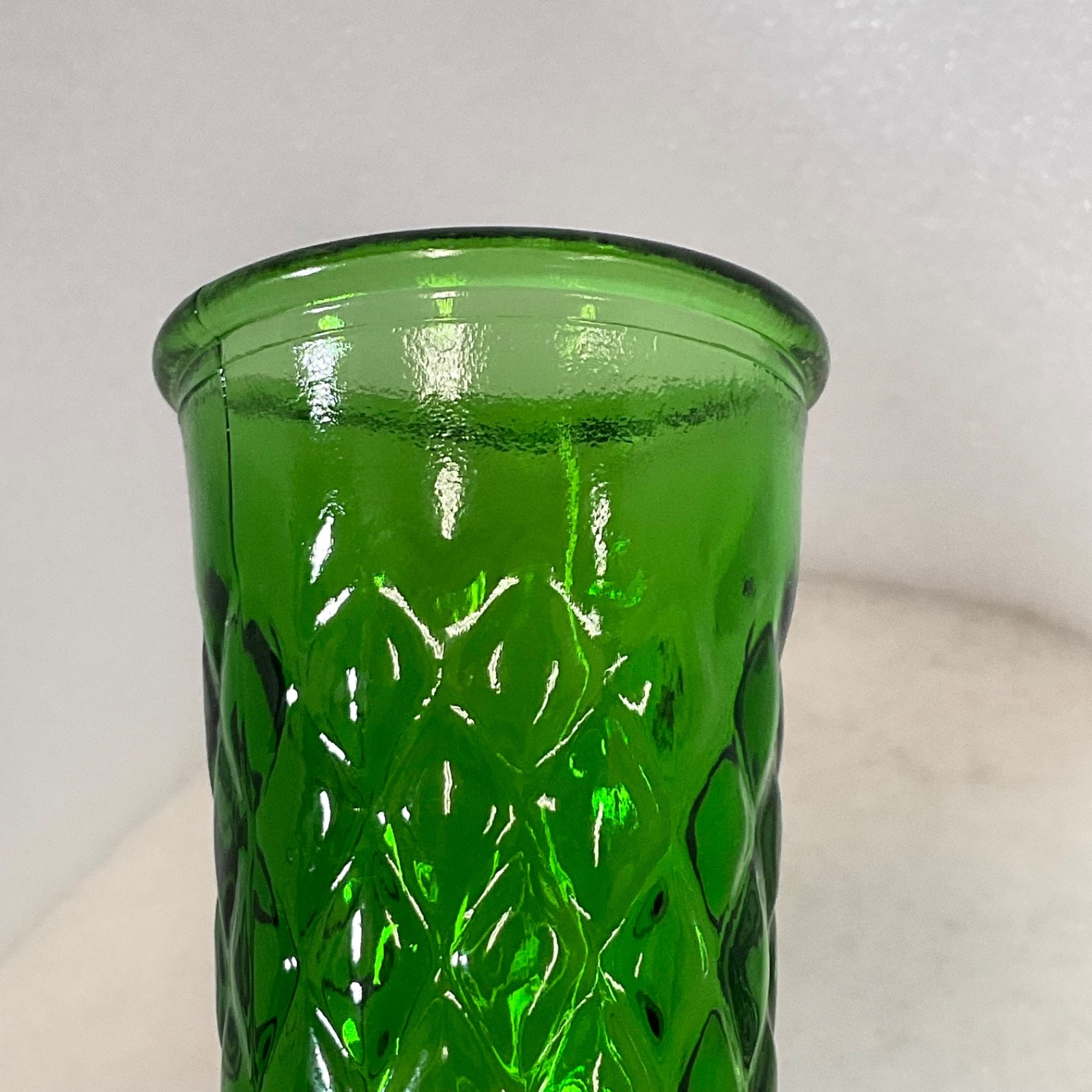 Green Glass Diamond Quilted Pattern Bud Vase 9in Numbered 4095 - Image 11