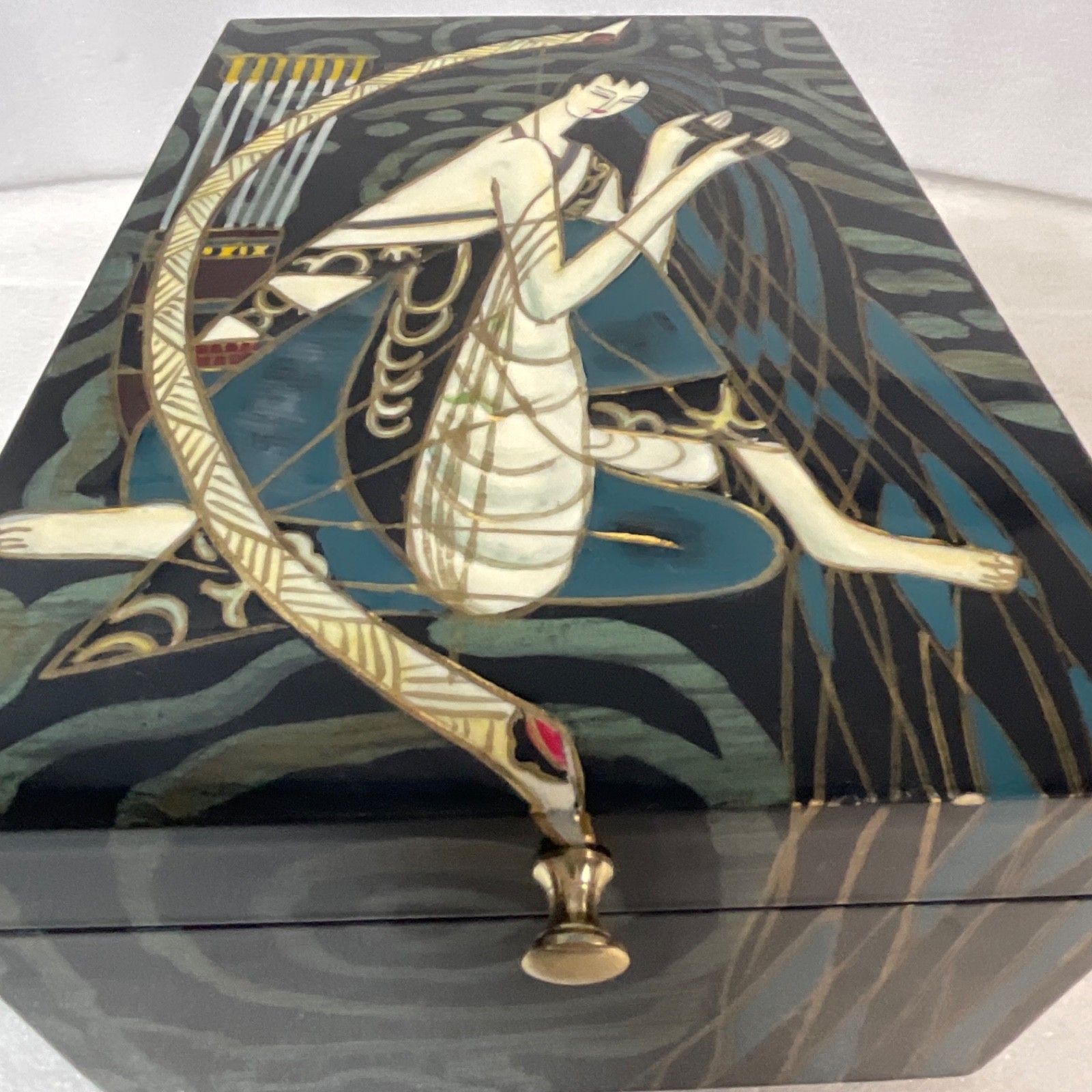 Painted Lacquer Jewelry Trinket Box Chinese Style Huntress Archer 9x6x4 in - Image 16