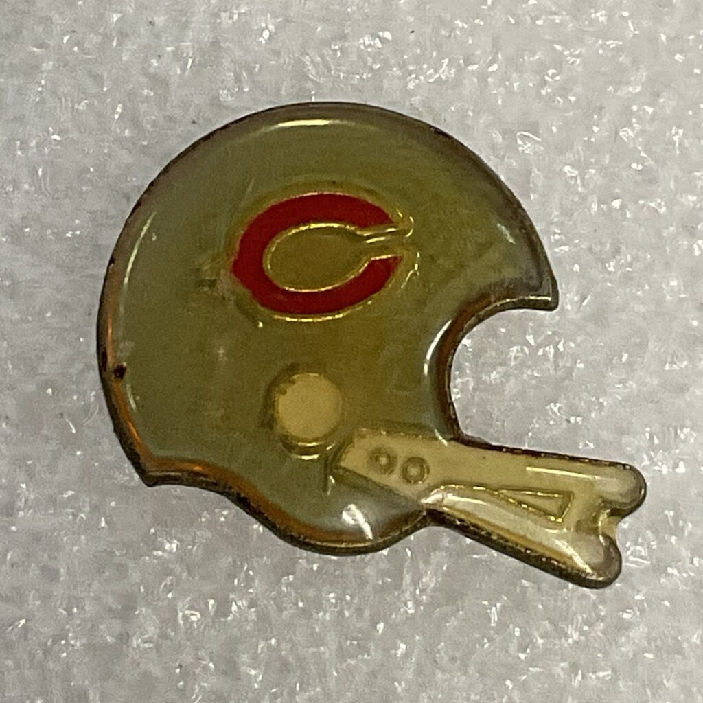 Vintage Chicago Bears NFL Football Helmet Lapel Pin Pinback Collectible VTG - Image 1