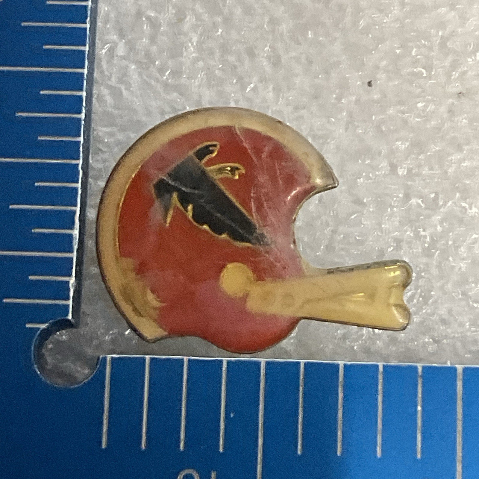 Vintage Atlanta Falcons NFL Football Helmet Pin Rare Collectible 1960s-70s - Image 3