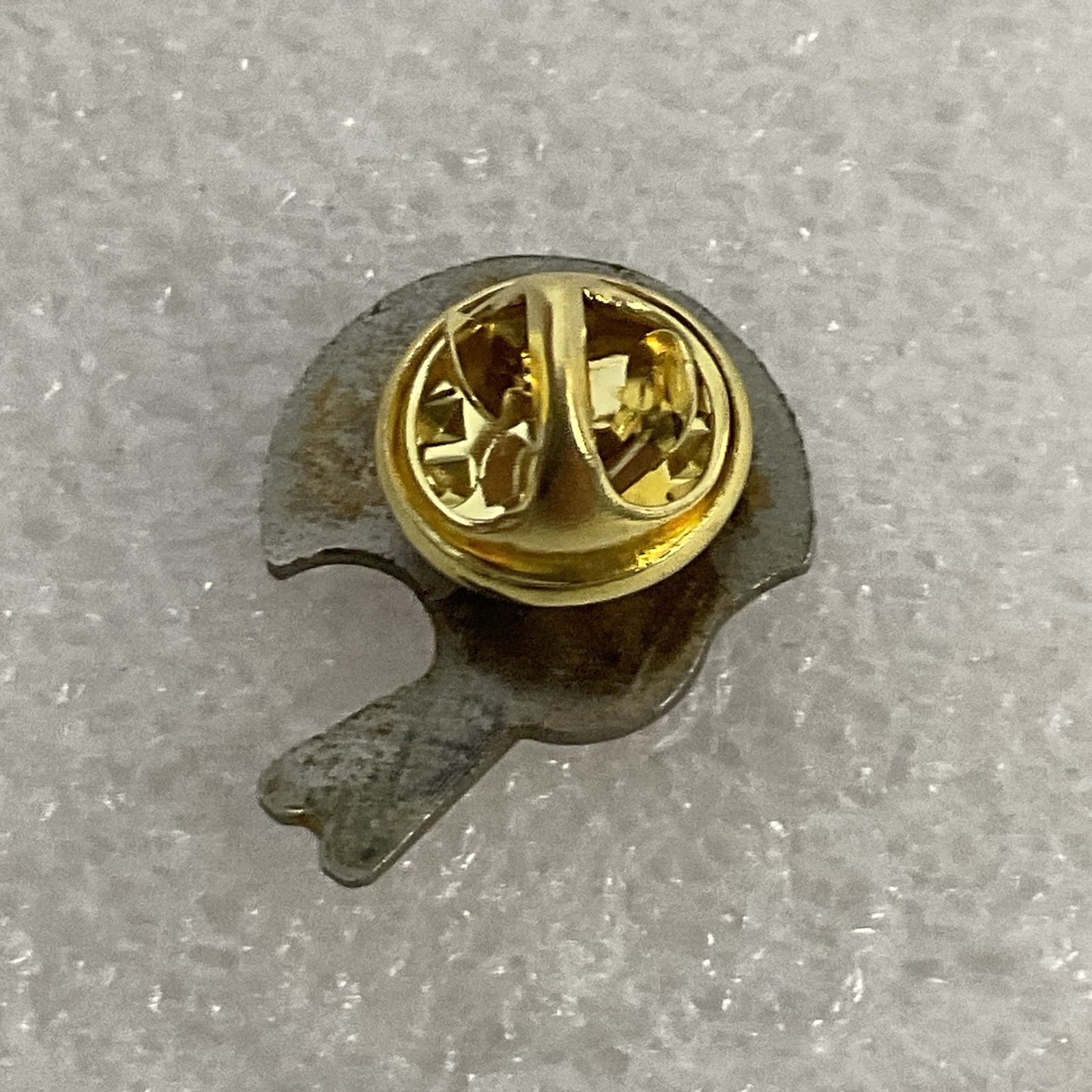Vintage Atlanta Falcons NFL Football Helmet Pin Rare Collectible 1960s-70s - Image 7