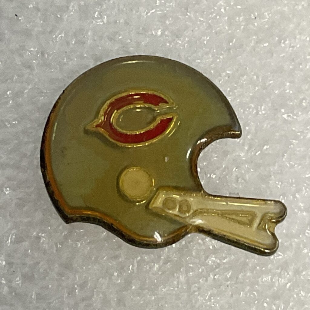 Vintage Chicago Bears Helmet Pin NFL Football Collectible Lapel Hat Tie Tack - Image 1