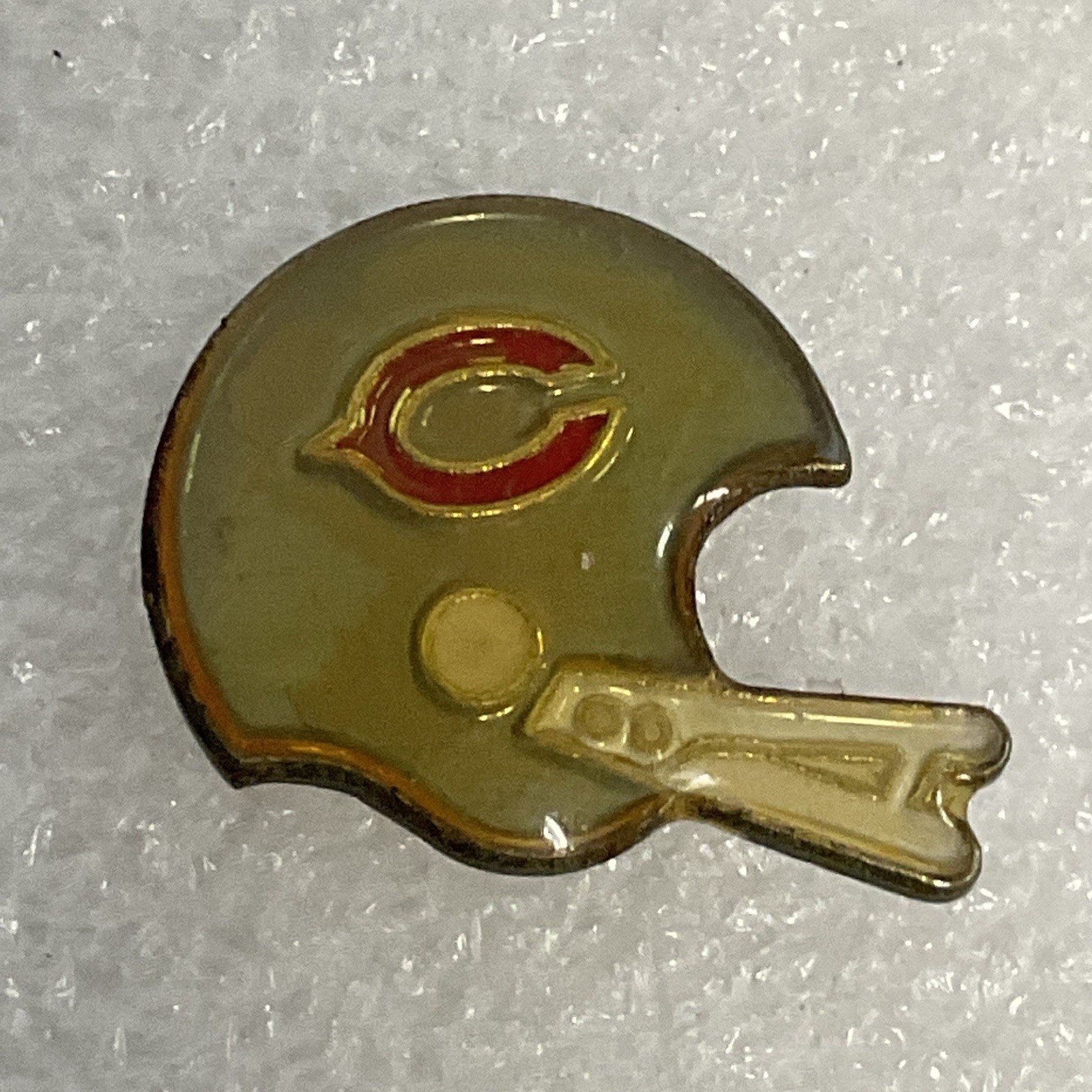 Vintage Chicago Bears Helmet Pin NFL Football Collectible Lapel Hat Tie Tack - Image 1