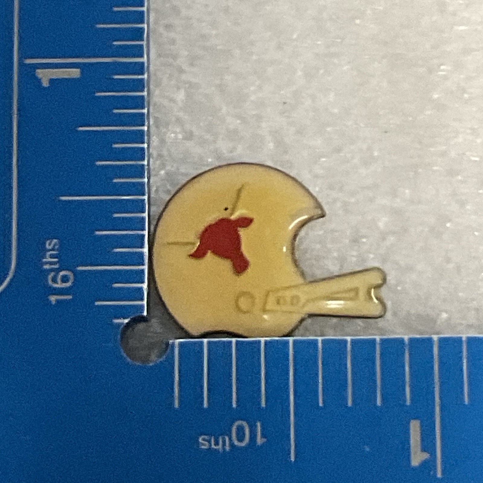 Vintage Texas Longhorns Football Helmet Pin Gold Tone Red Logo Rare Collectible - Image 3