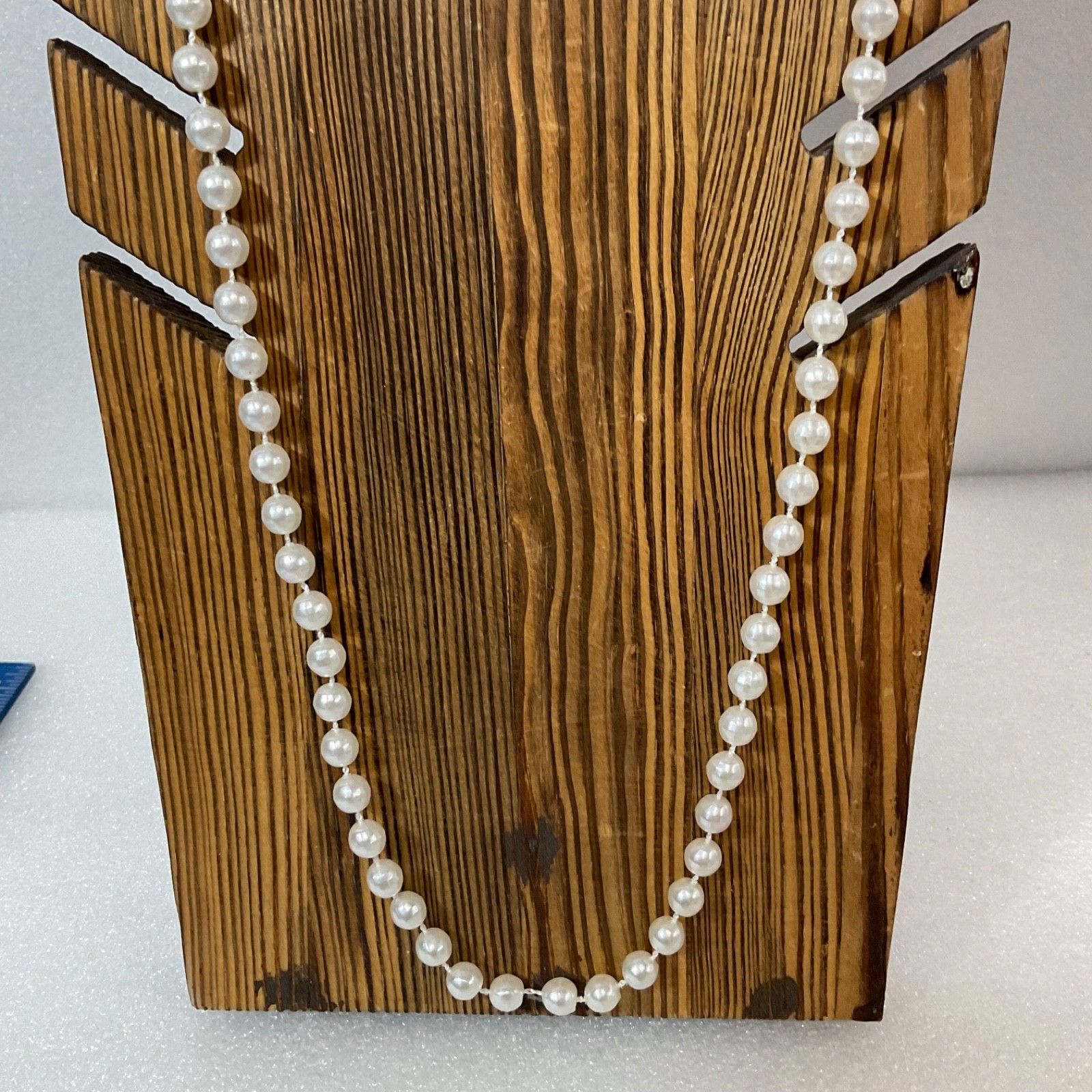 Vintage 30" Faux Pearl Necklace Beaded Strand Classic Costume Jewelry - Image 2