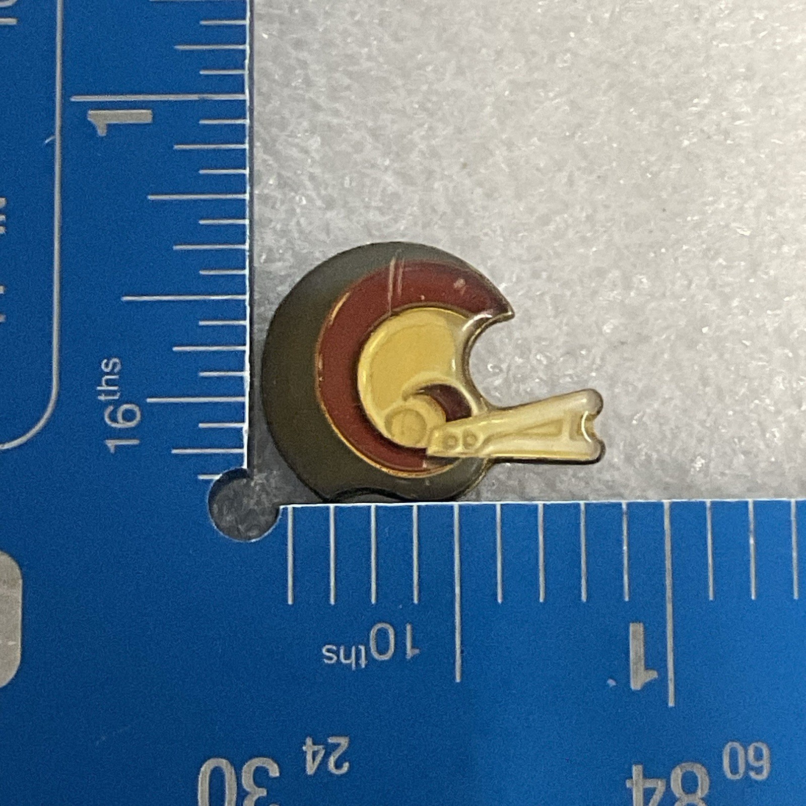 Vintage Los Angeles Rams Football Helmet Lapel Pin NFL Collectible Memorabilia - Image 3