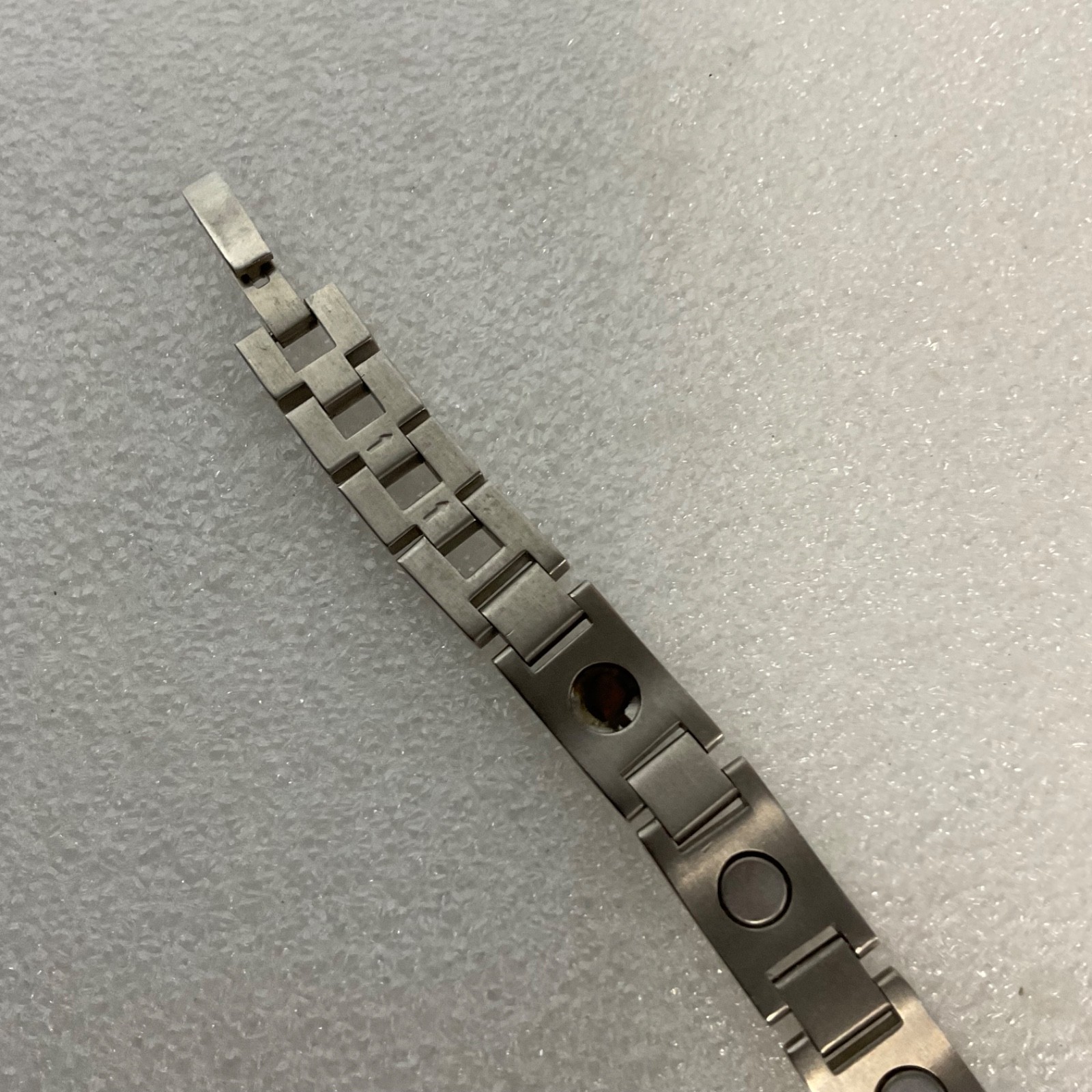 7.25in Magnetic Therapy Bracelet Stainless Steel Link 34.45g Missing Magnets - Image 5