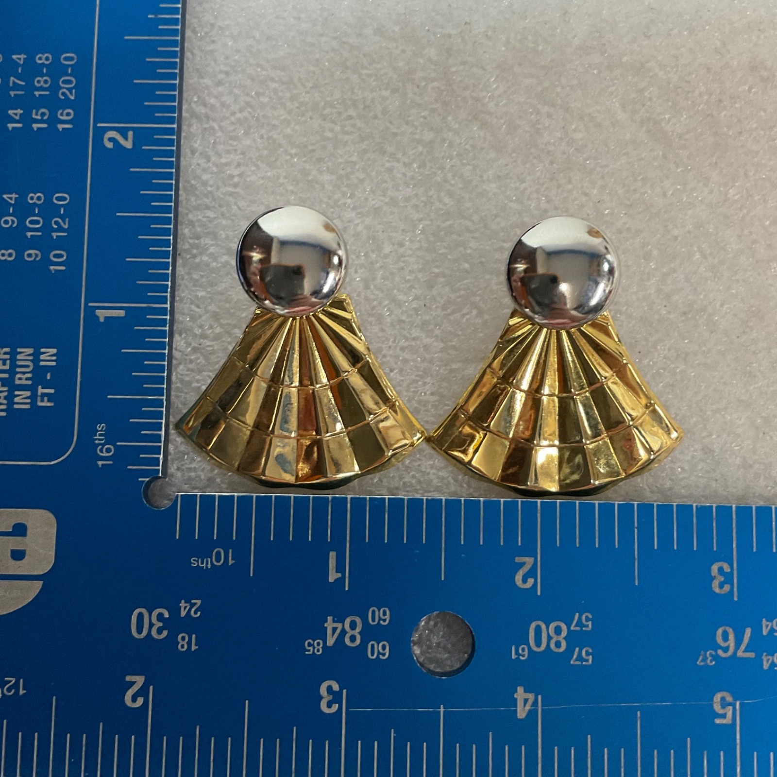 Vintage Gold Silver Tone Fan Earrings Geometric Statement Post Studs 8.24g 1.5in - Image 10