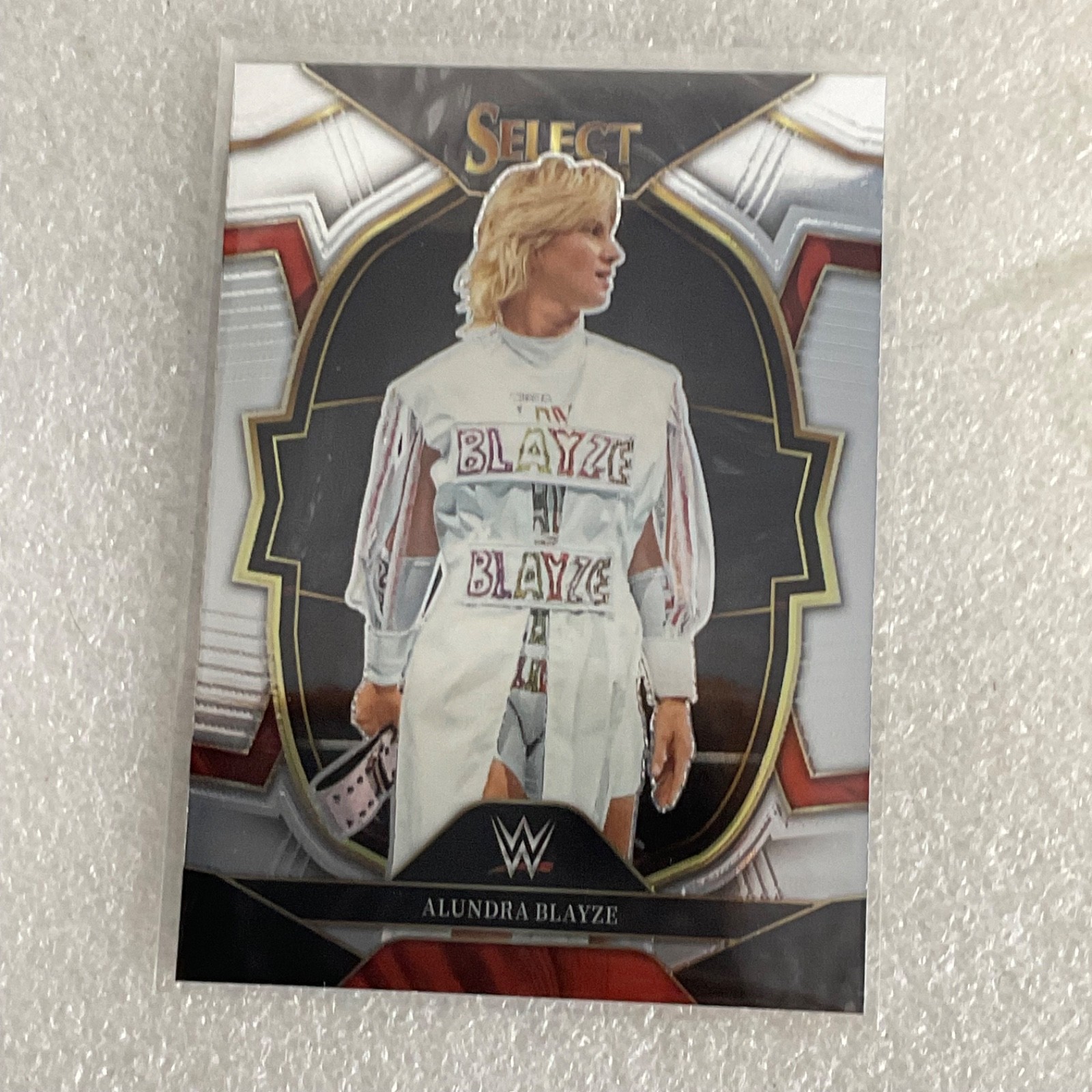 2023 Panini Select WWE Red Blue Prizm 7 Card Lot Hulk Hogan The Rock Michaels - Image 7