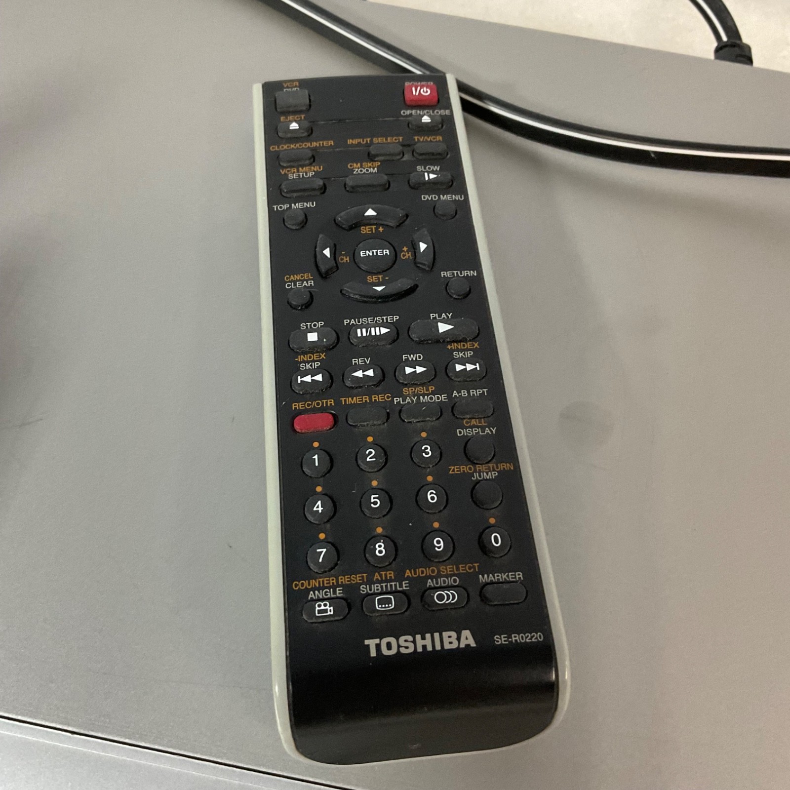 Toshiba SD-KV550SU DVD VCR Combo With Remote For Parts Not Working - Image 3