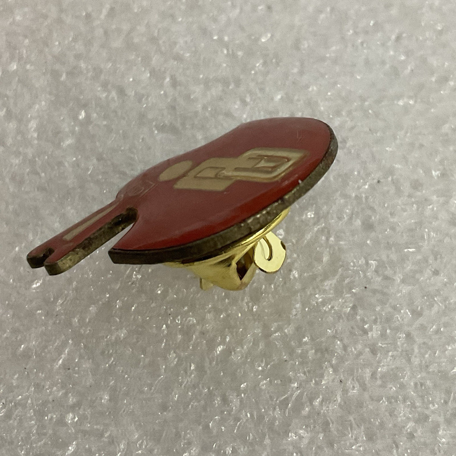 Vintage Oklahoma Sooners Football Helmet Pin NCAA Metal Enamel Red Gold OU - Image 4