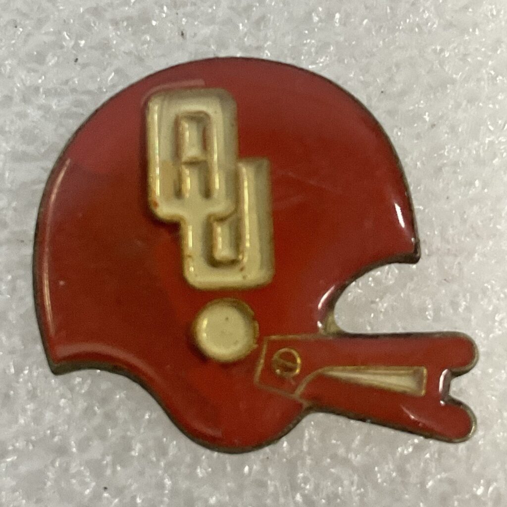 Oklahoma Sooners Football Helmet Pin Red Enamel Metal NCAA Collectible - Image 1
