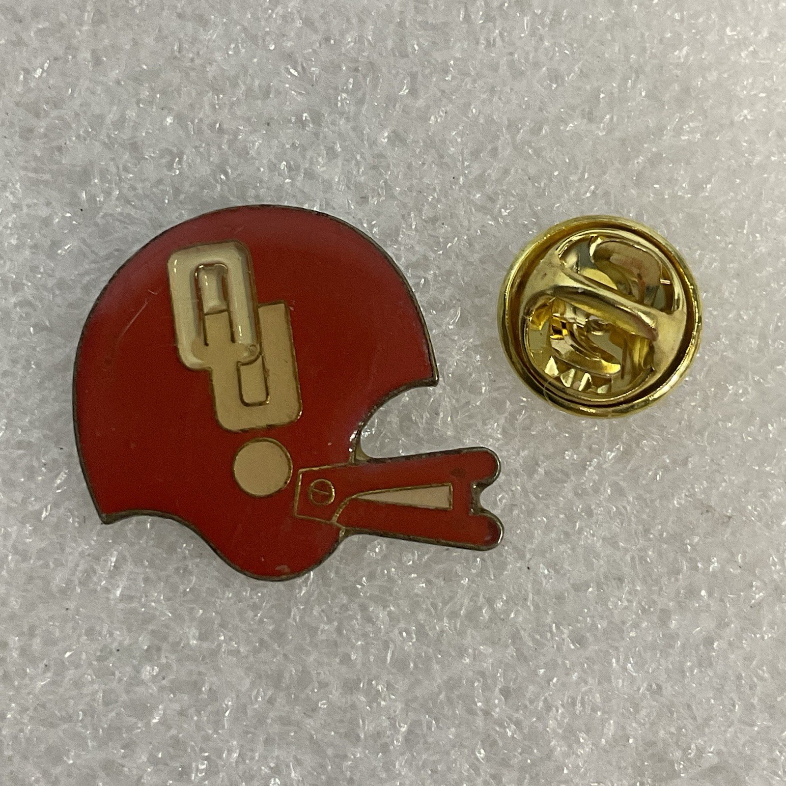Vintage Oklahoma Sooners Football Helmet Pin NCAA Metal Enamel Red Gold OU - Image 7