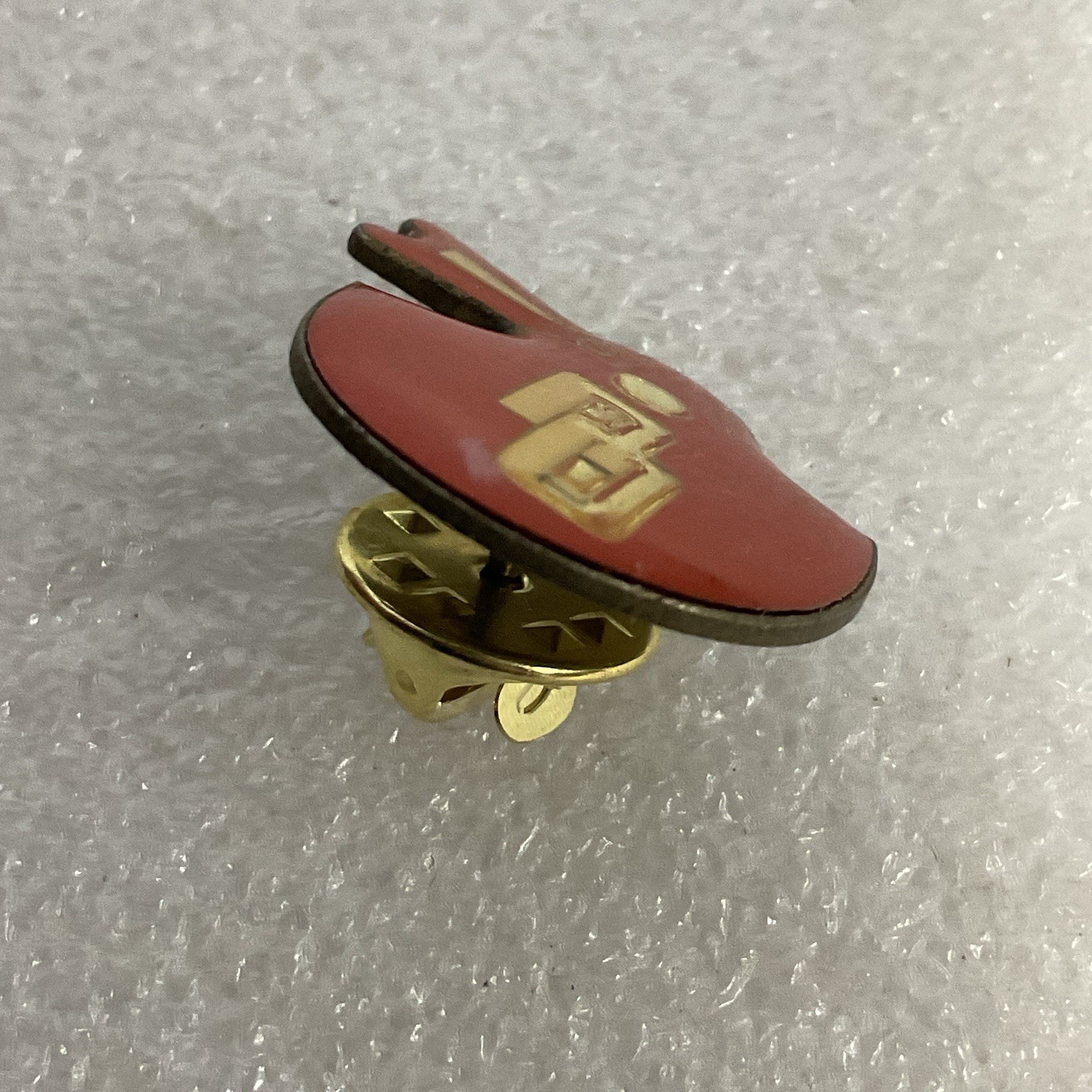 Oklahoma Sooners Football Helmet Pin Red Metal Enamel NCAA College OU VTG - Image 8