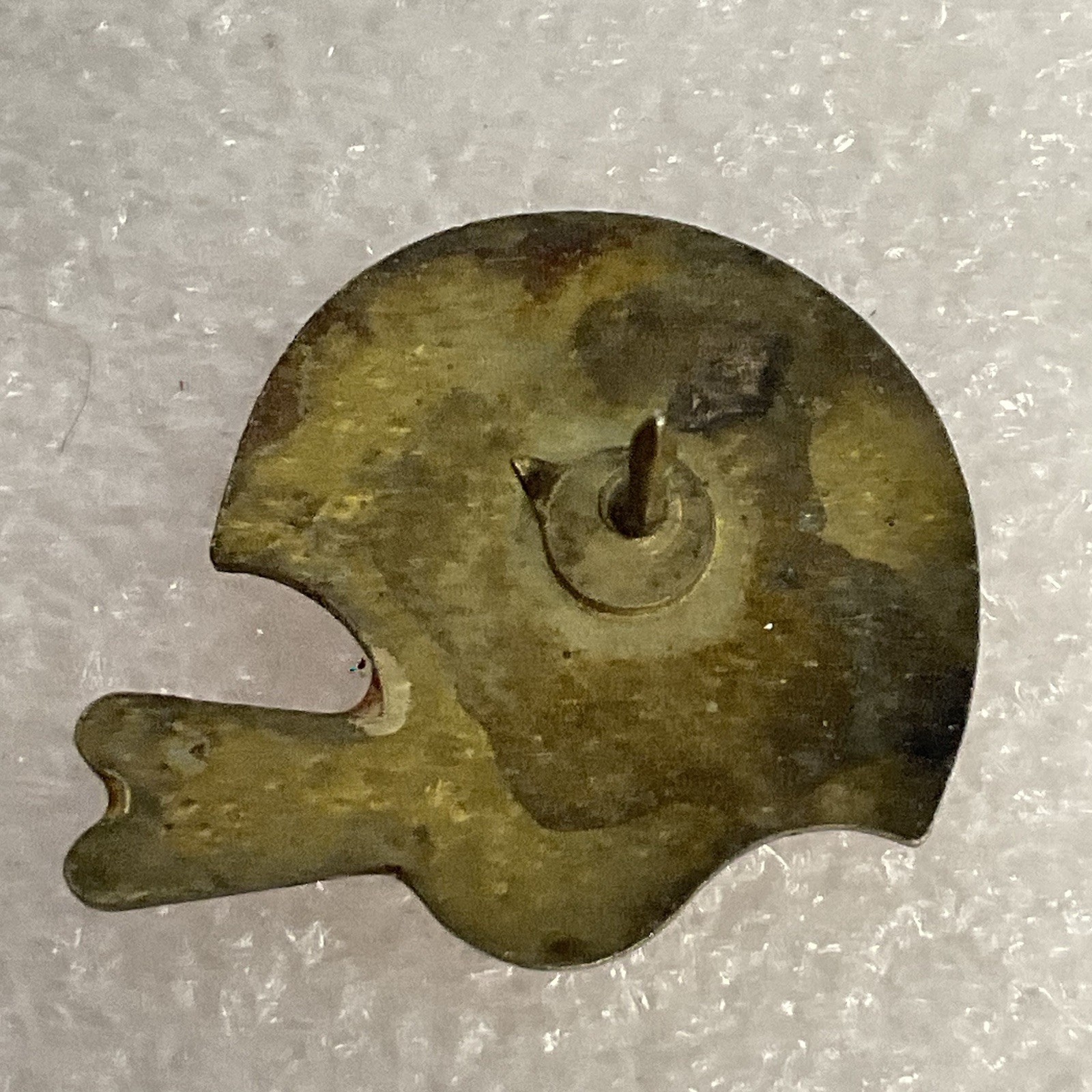 Vintage OU Oklahoma Sooners Football Helmet Pin Metal Enamel NCAA College - Image 2