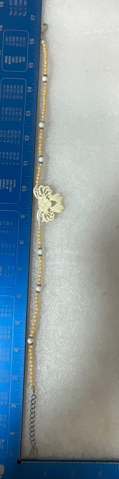 17in Yellow Beaded Necklace Carved Floral Pendant Adjustable Chain Boho Jewelry - Image 9