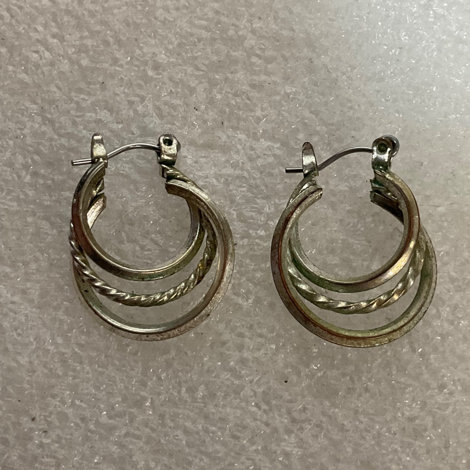 Vintage Silver Tone Hoop Earrings 1in 4.3g Triple Layer Braided Design Jewelry - Image 2