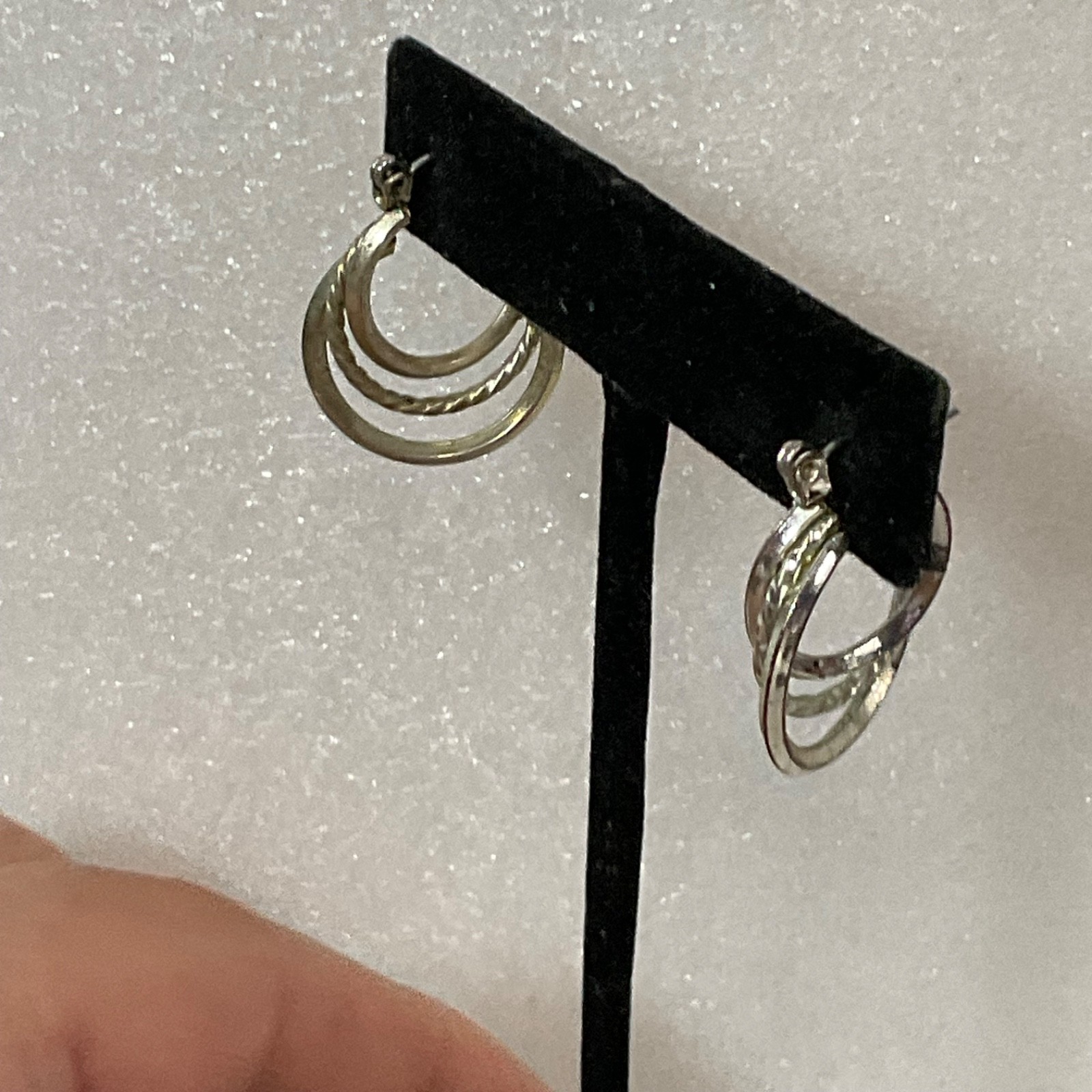 Vintage Silver Tone Hoop Earrings 1in 4.3g Triple Layer Braided Design Jewelry - Image 10