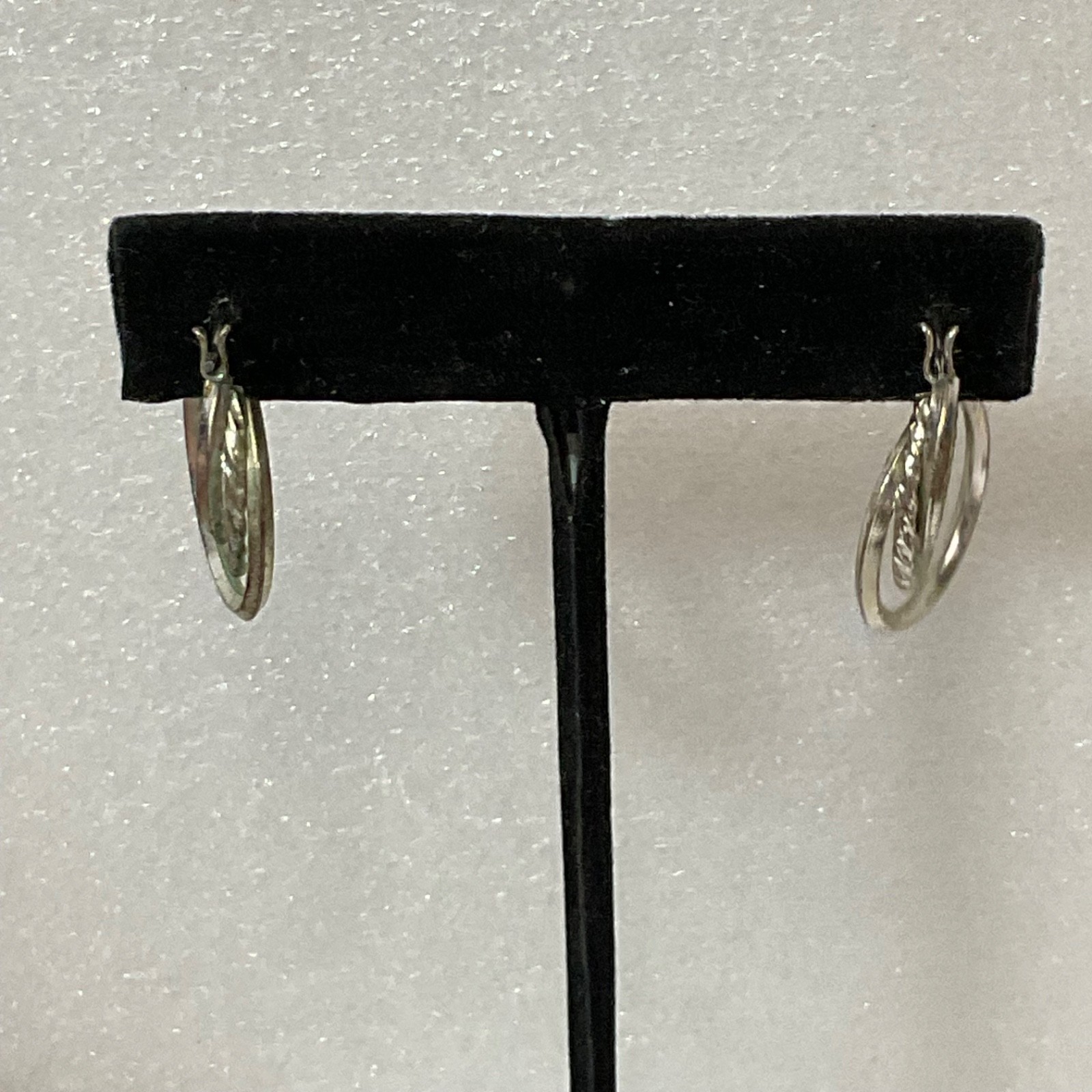 Vintage Silver Tone Hoop Earrings 1in 4.3g Triple Layer Braided Design Jewelry - Image 12